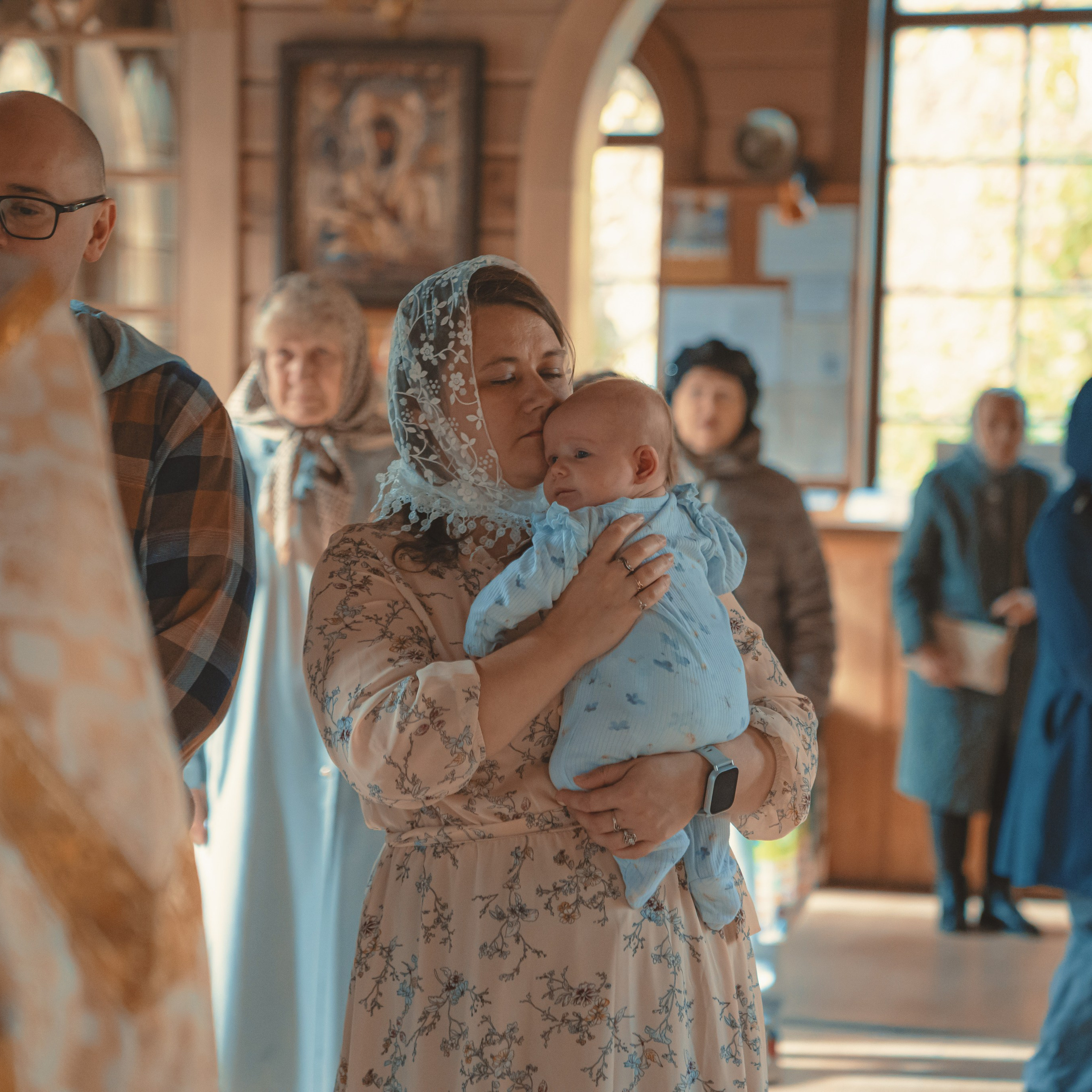 Крещение в Храме Св. Феодора Ушакова в Новогиреево. Семейный фотограф в Москве 📸