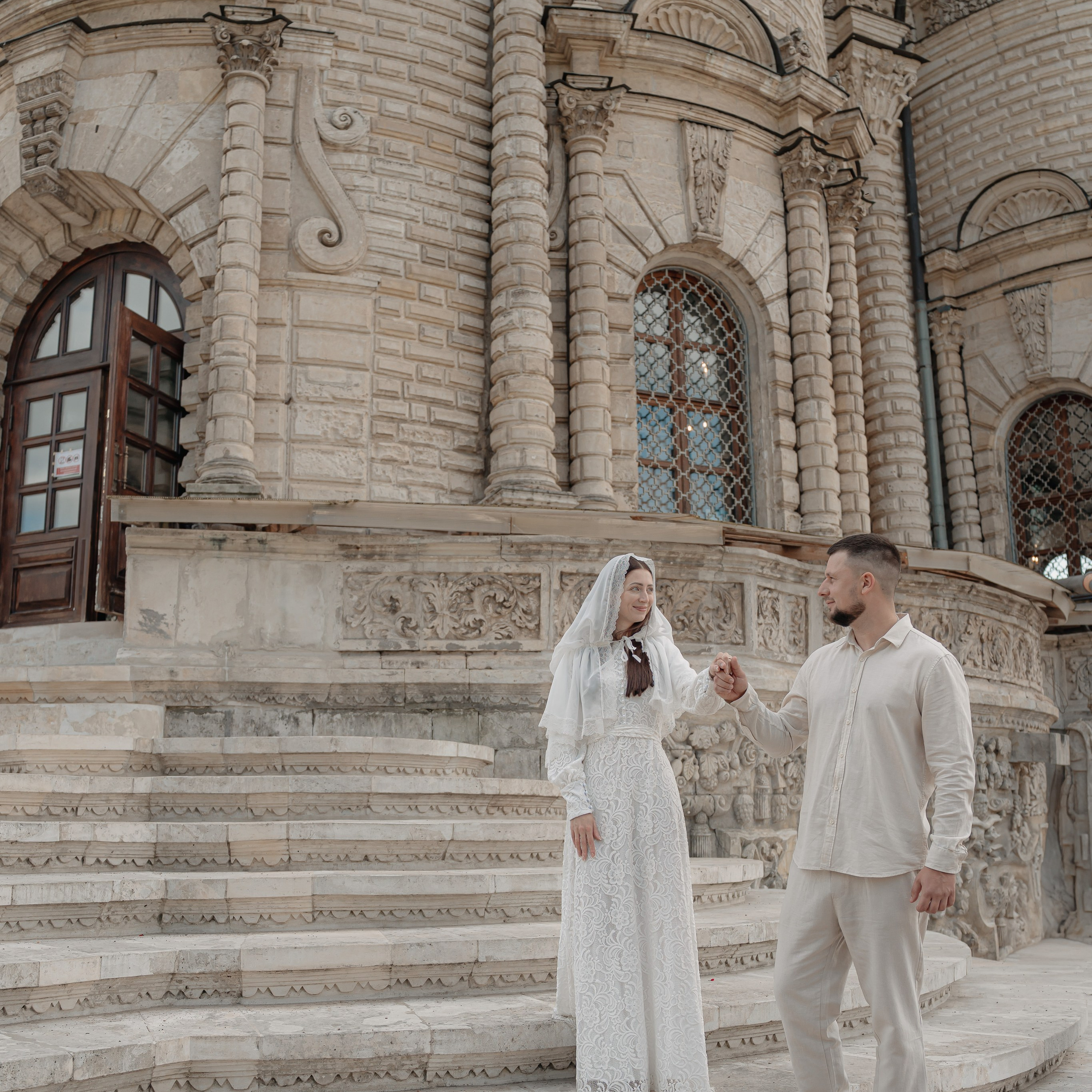 Венчание в Церкви иконы Божьей Матери Знамение. Семейный фотограф в Москве 📸