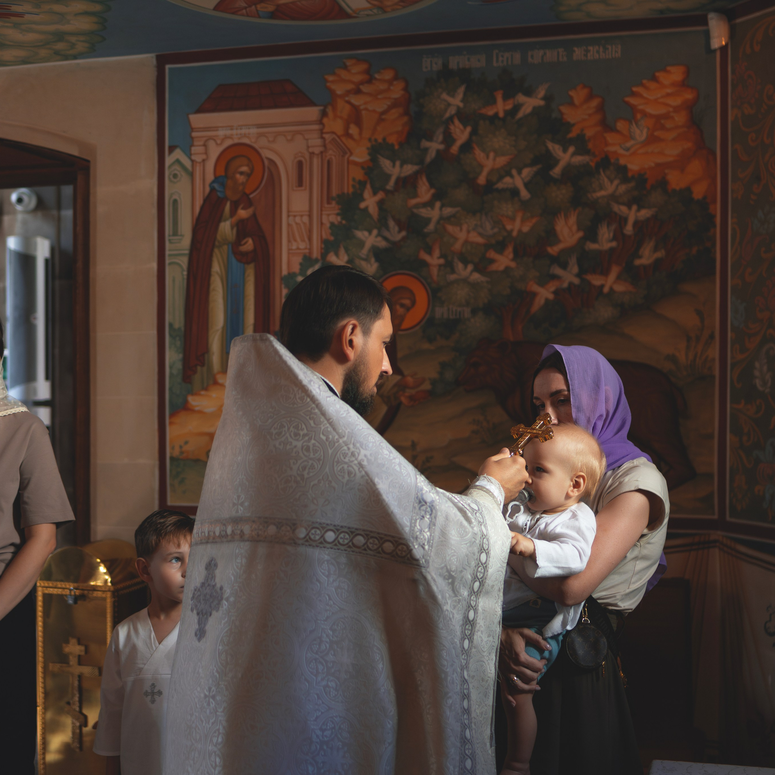 Таинство Крещения в Храме Сергия Радонежского. Семейный фотограф в Москве 📸