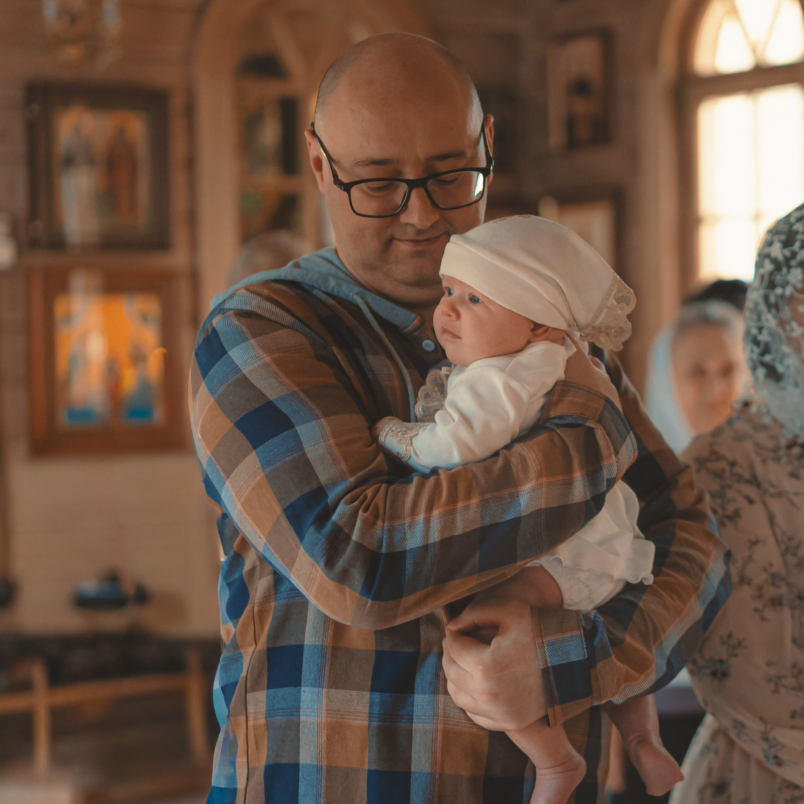 Крещение в Храме Св. Феодора Ушакова в Новогиреево. Семейный фотограф в Москве 📸