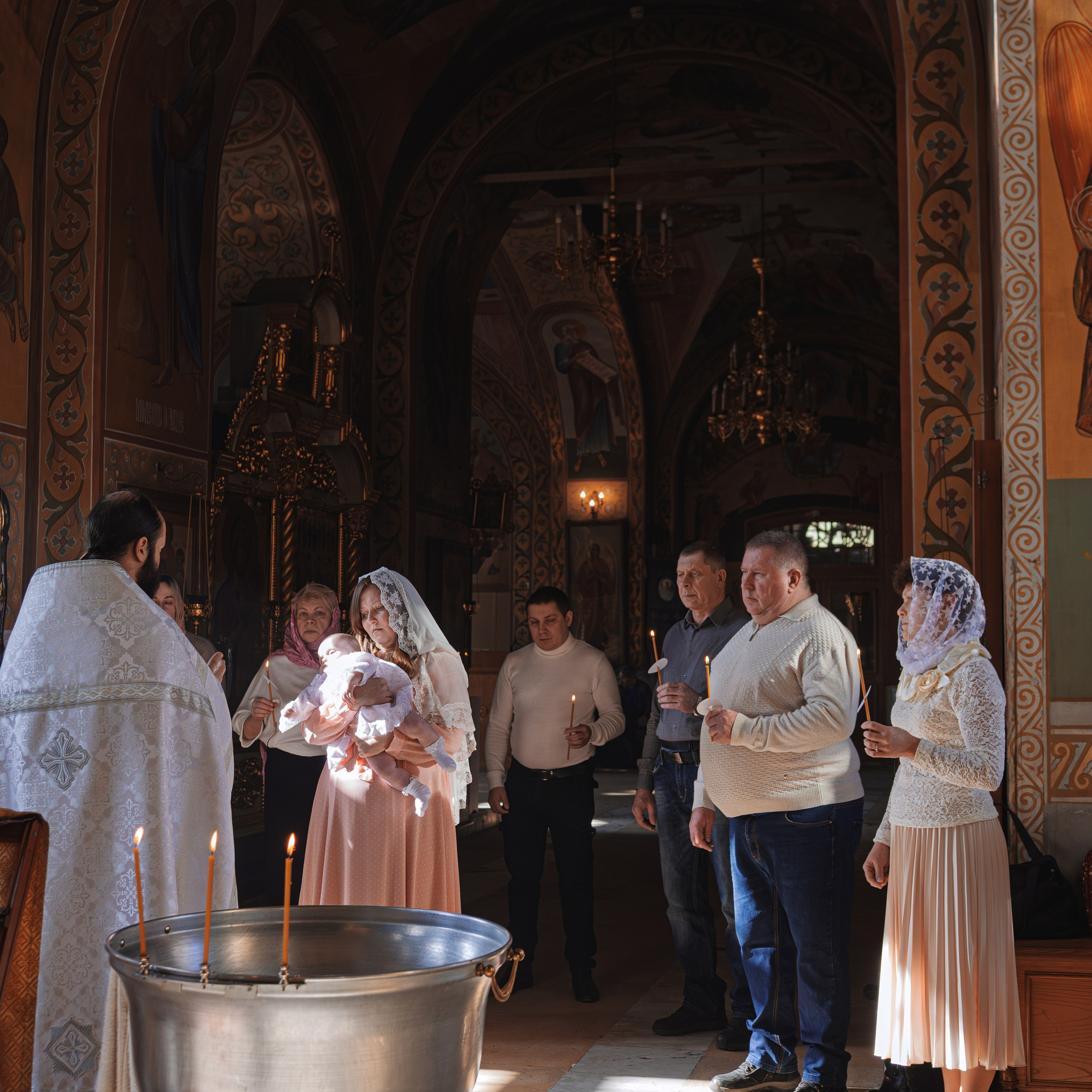 Фотосъёмка крещения в Митине, Храм Рождества Христова. Семейный фотограф в Москве 📸
