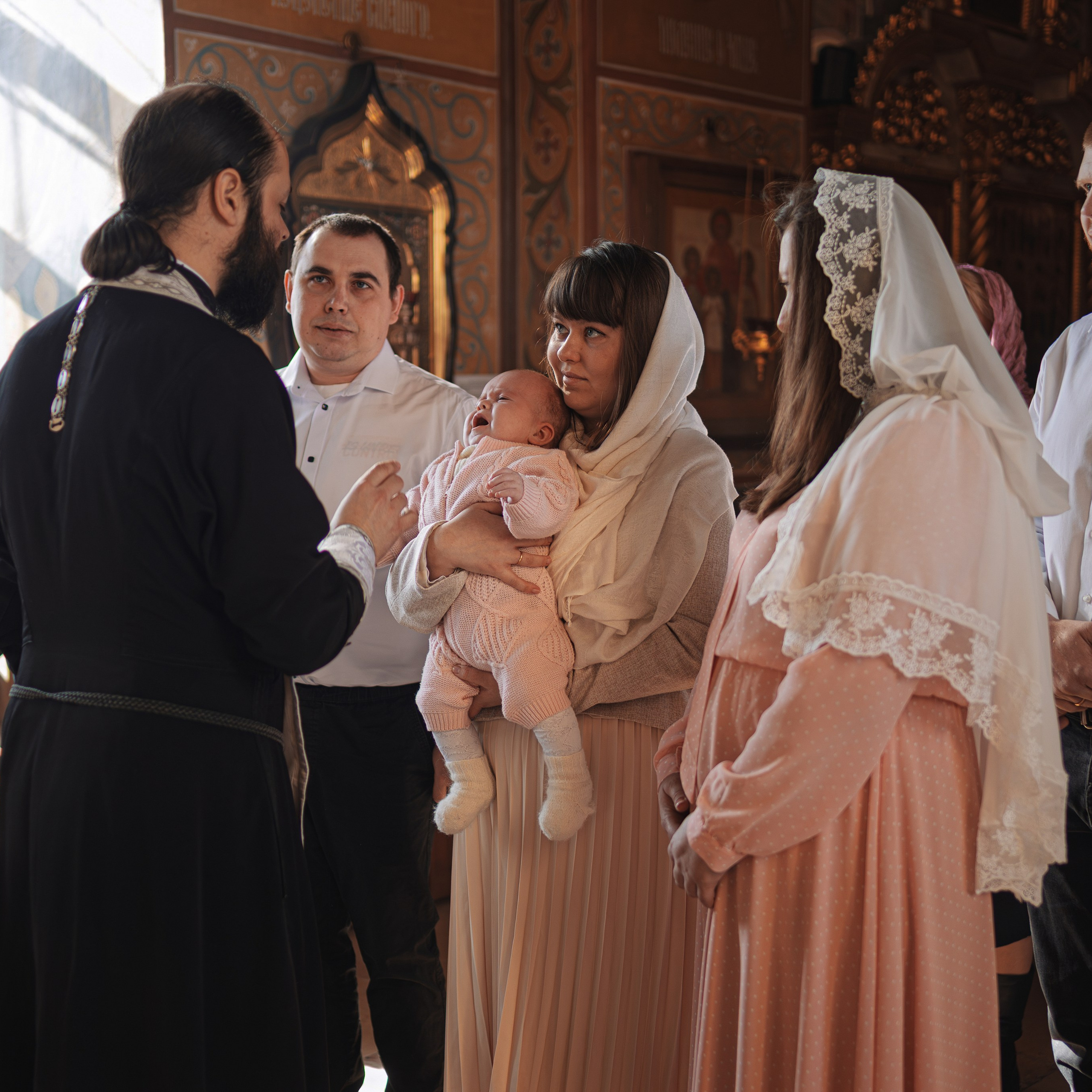 Фотосъёмка крещения в Митине, Храм Рождества Христова. Семейный фотограф в Москве 📸