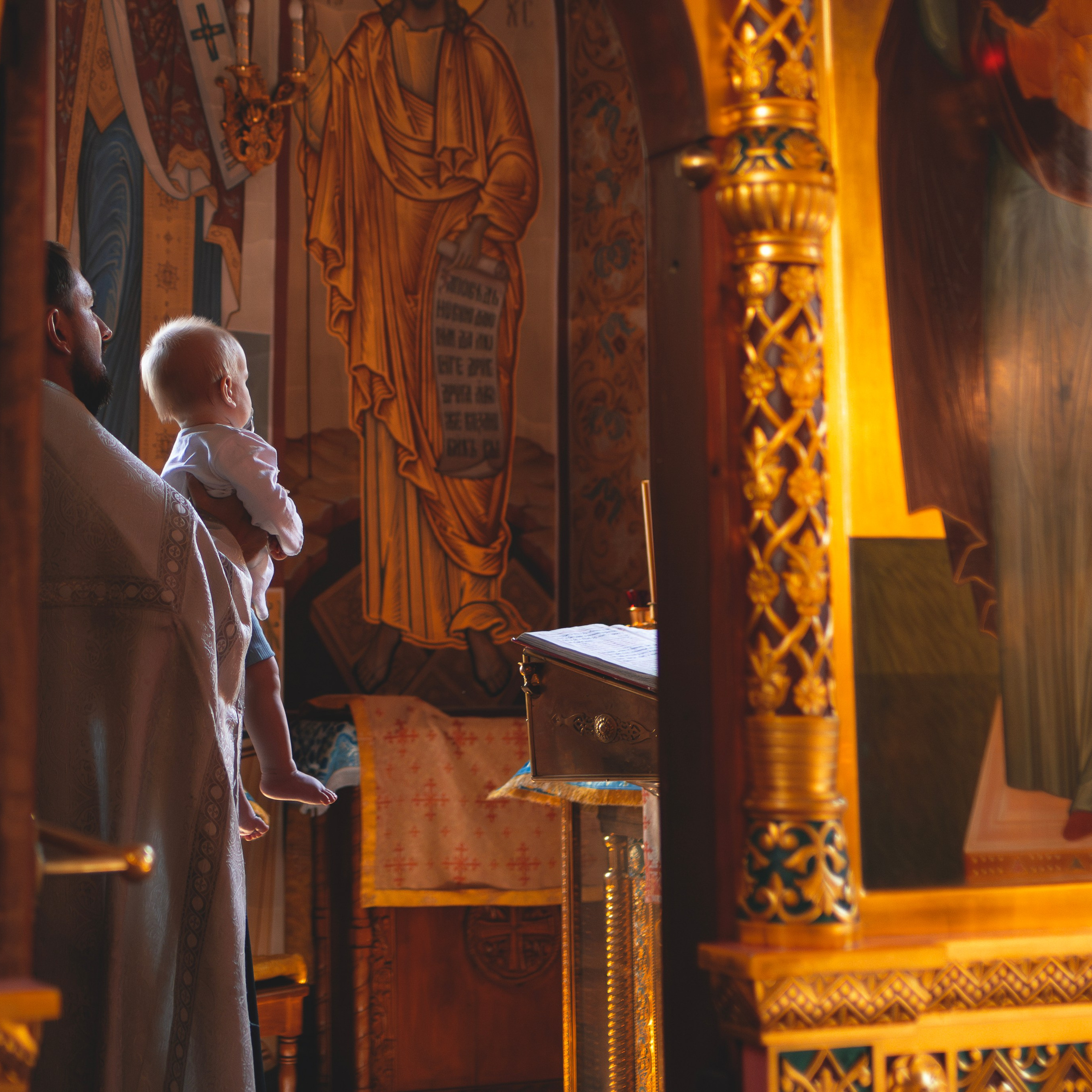 Таинство Крещения в Храме Сергия Радонежского. Семейный фотограф в Москве 📸