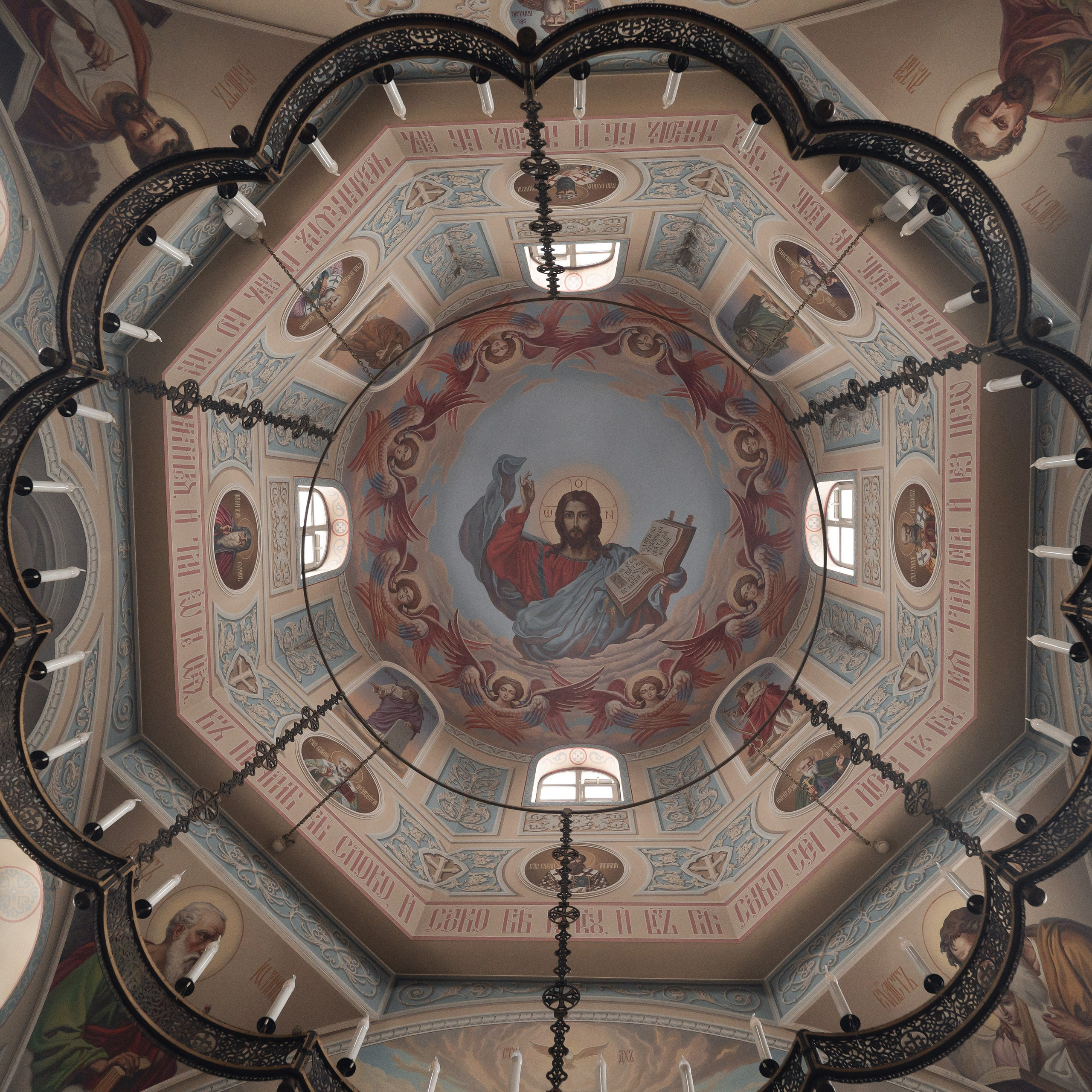 Фотограф на крещение в Церкви Ксении Петербургской. Семейный фотограф в Москве 📸