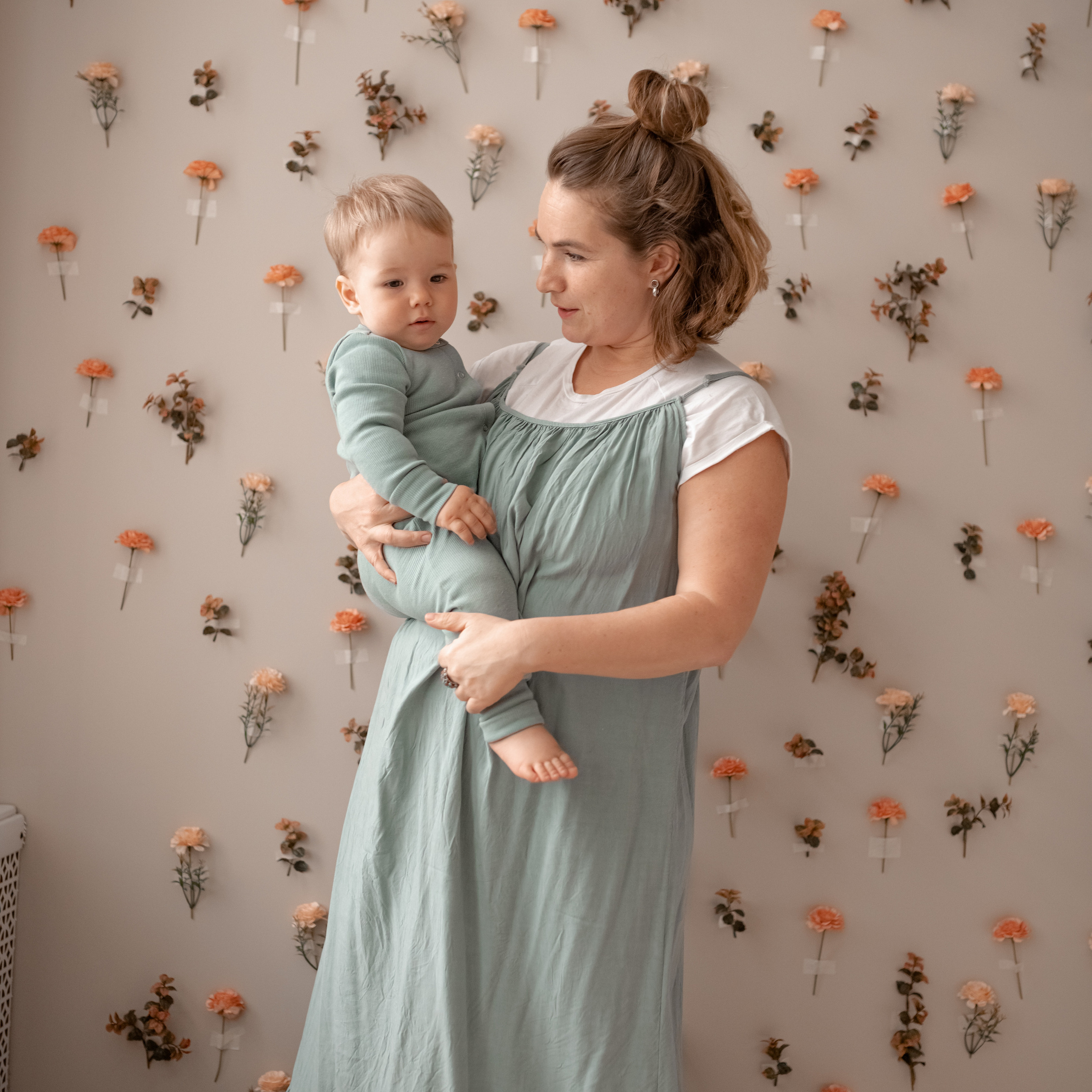 Мирончику годик. Фотосессия с мамой