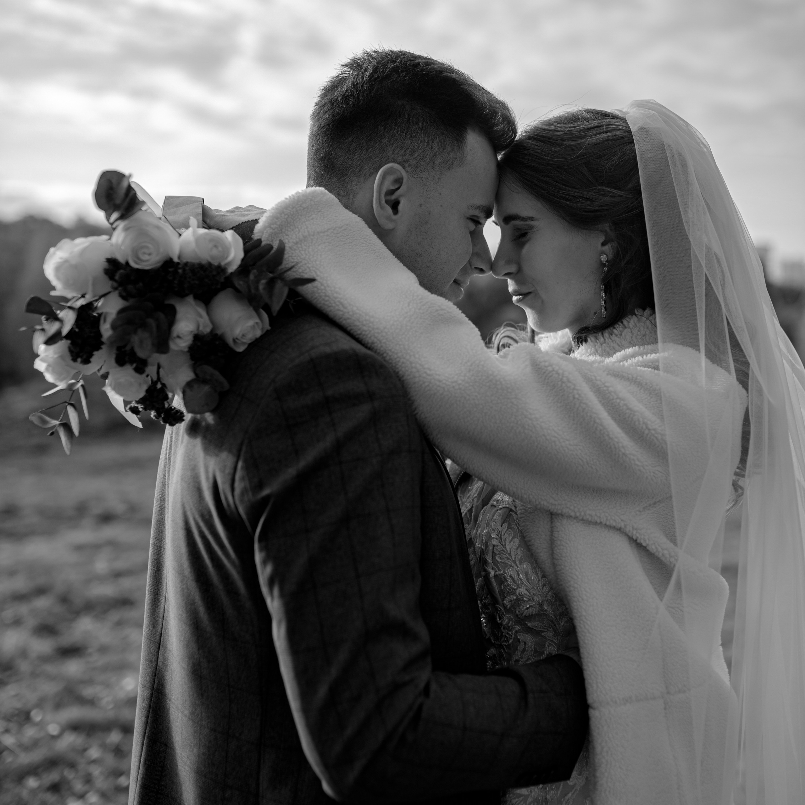 Катя и Максим ч/б