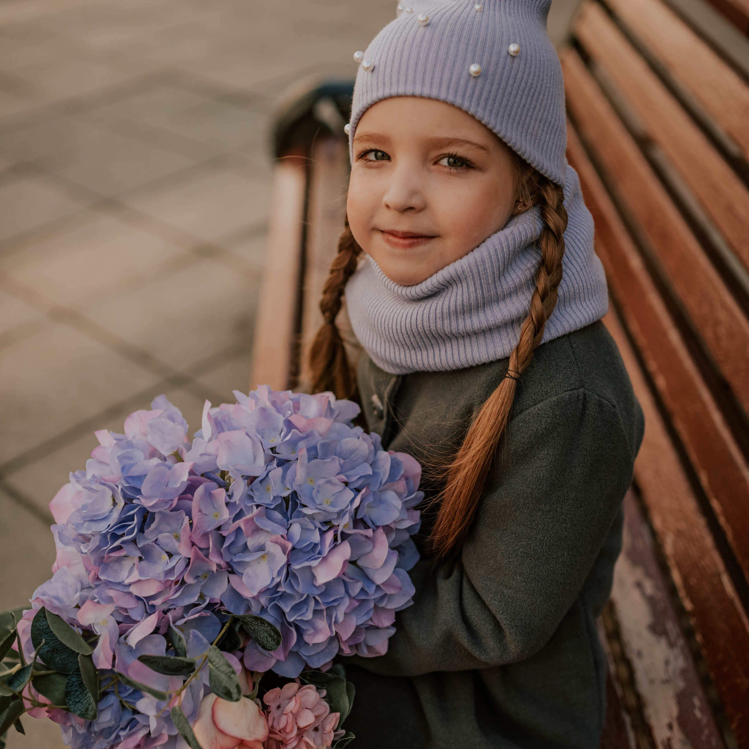 «Лети, лети лепесток!»