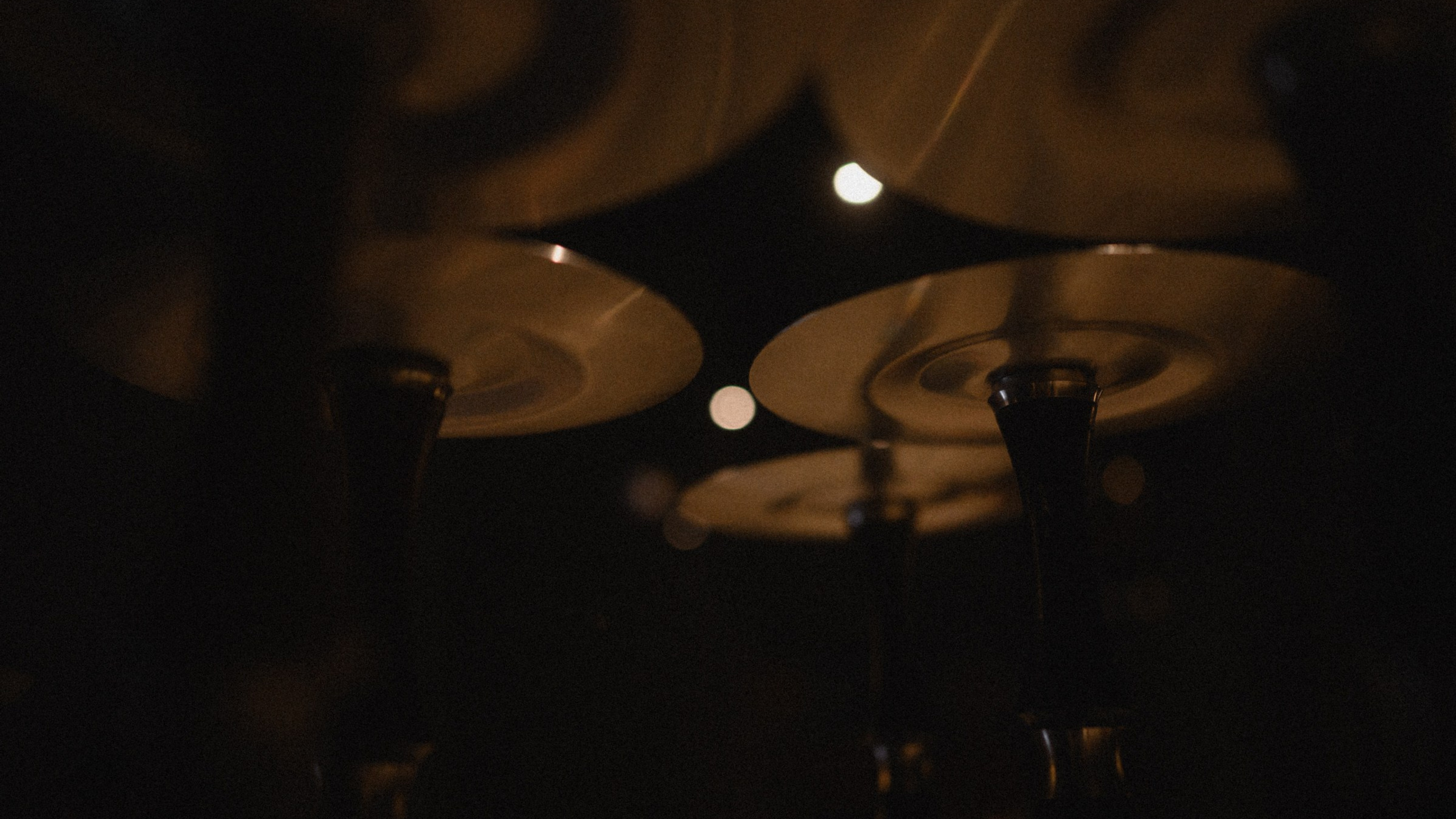 Семейное застолье, только в&nbsp;кальяшке.