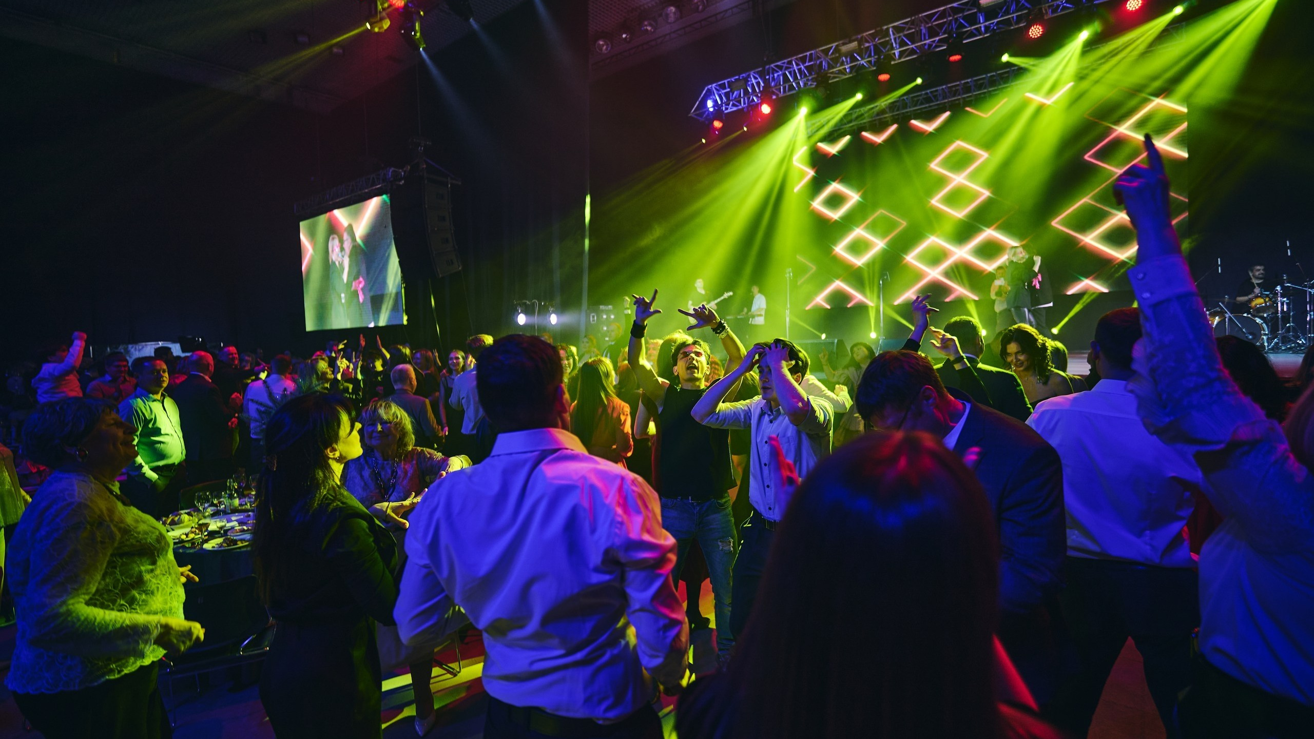 С Новым годом в стиле 2000х. Фотограф в Самаре