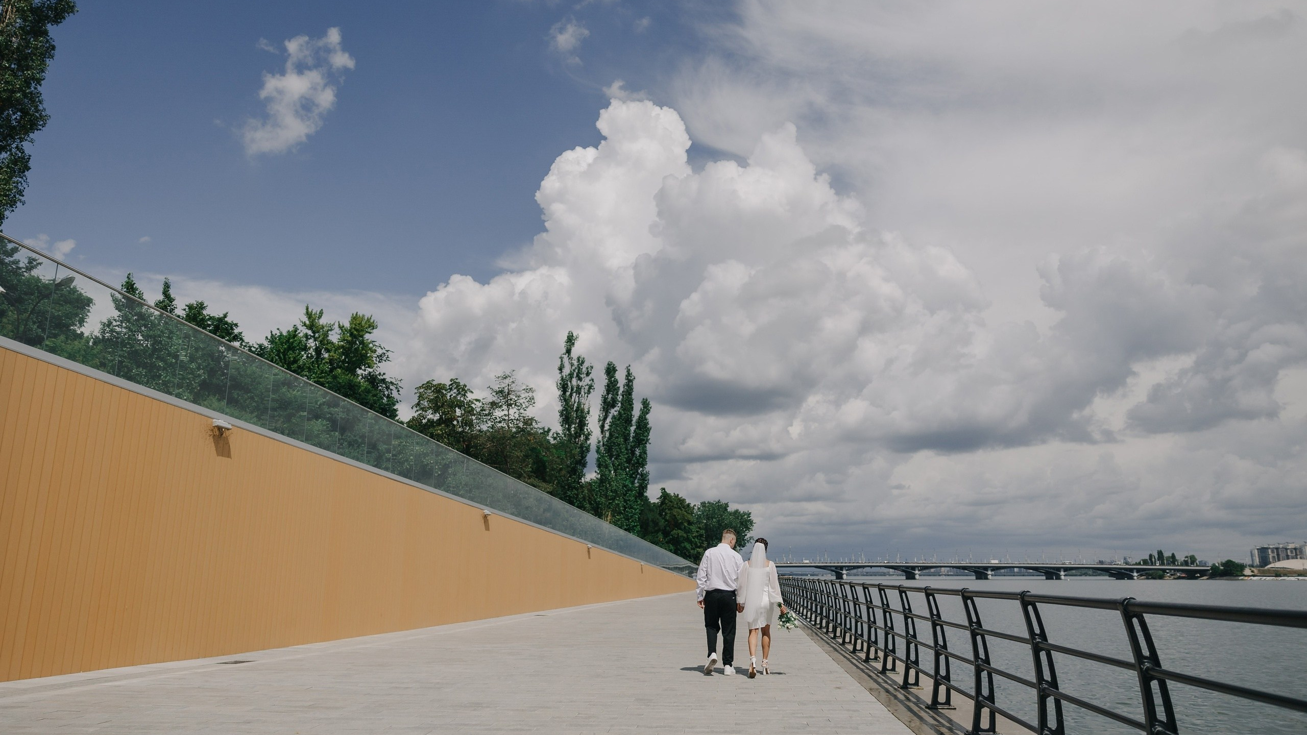 Петровская набережная. Свадебный и семейный фотограф в Воронеже Алексей Мешалкин