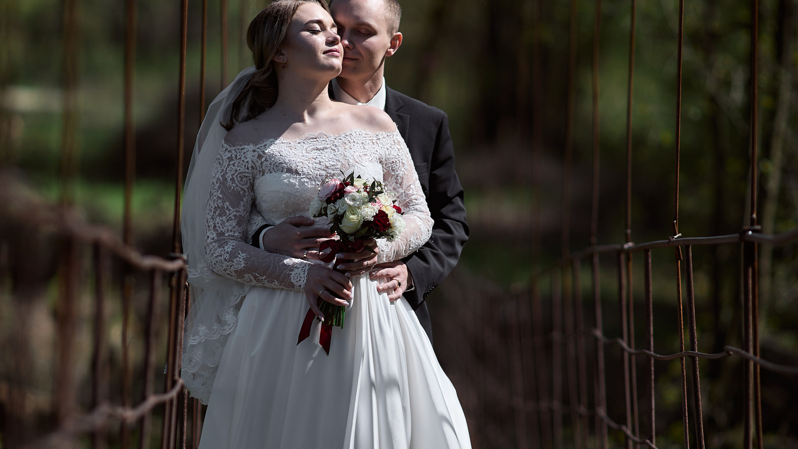 Подвесной мост в Стрелице. Свадебный и семейный фотограф в Воронеже Алексей Мешалкин