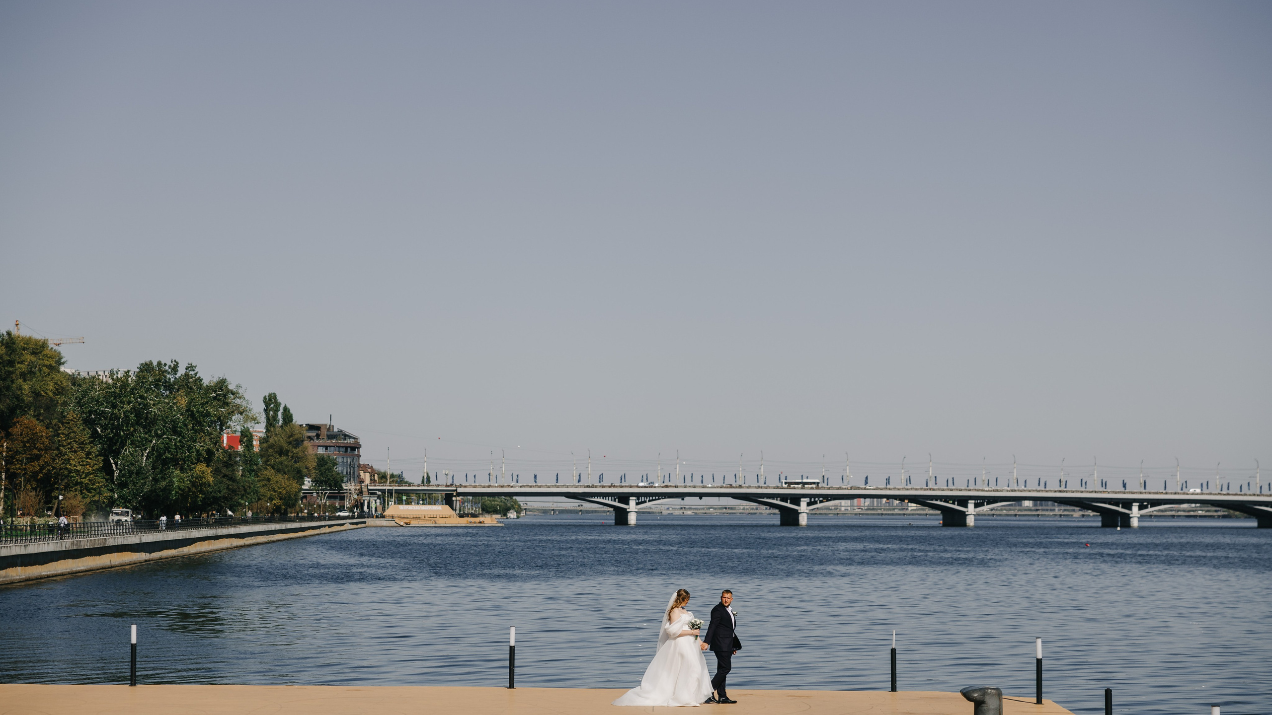 Петровская набережная. Свадебный и семейный фотограф в Воронеже Алексей Мешалкин