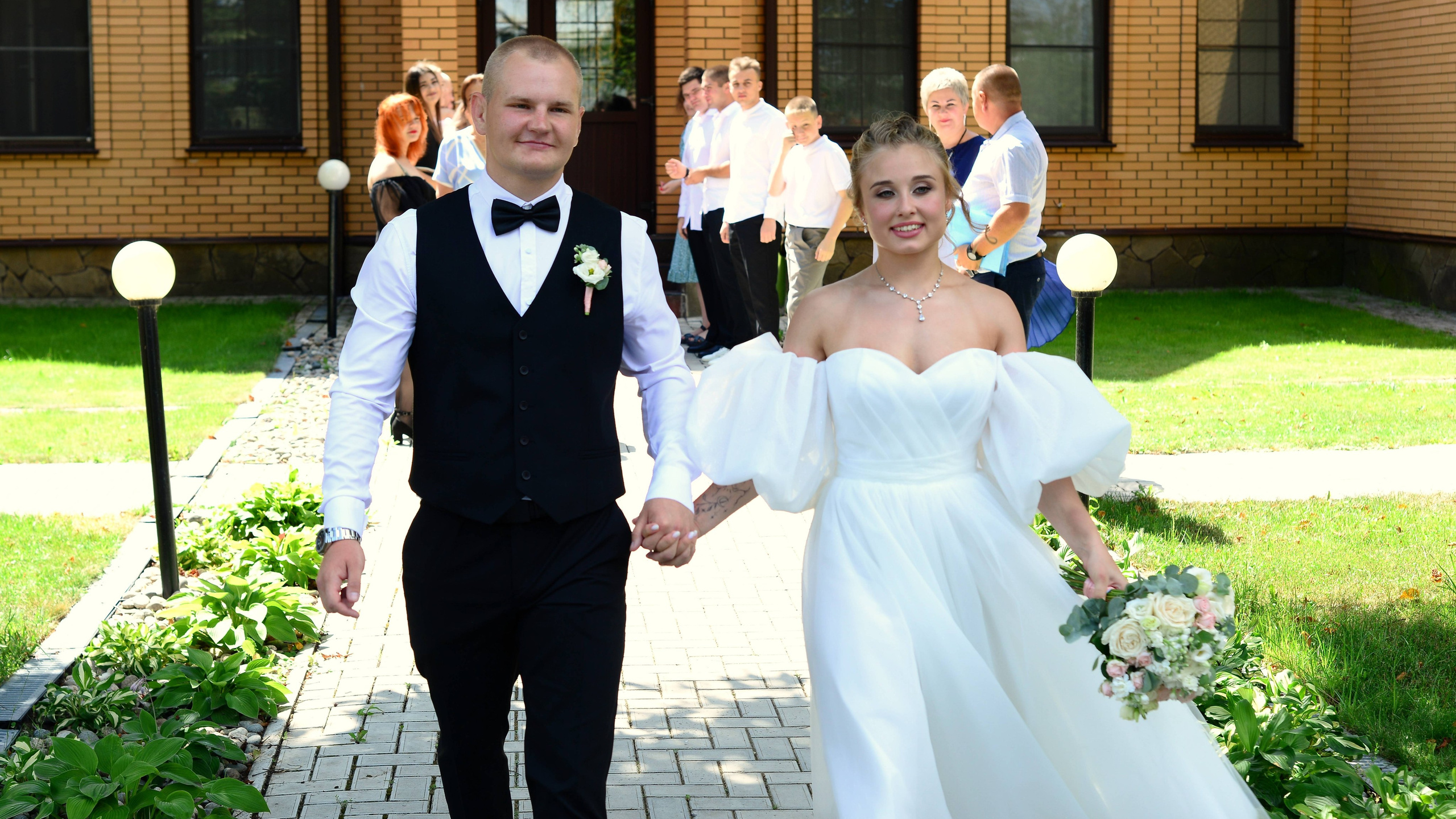 Утро жениха и невесты. Видеограф-фотограф в Туле и области Андрей Попов. Студия «РЕСПЕКТ»