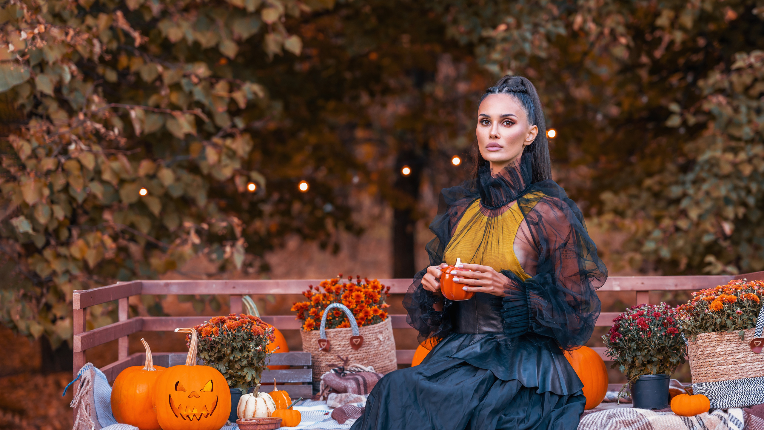 Алана Мамаева —блогер