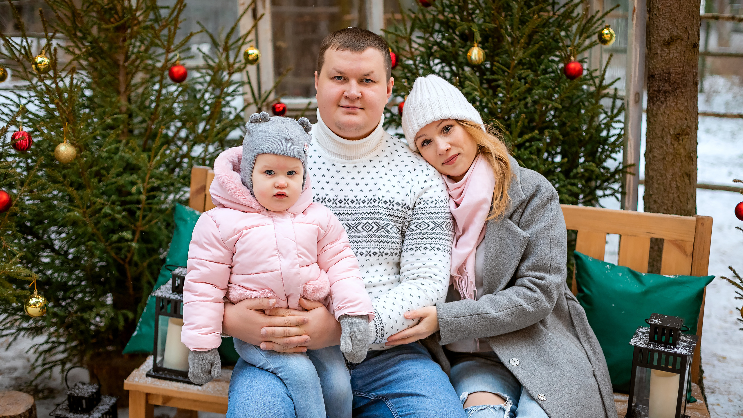 Юля с семьёй