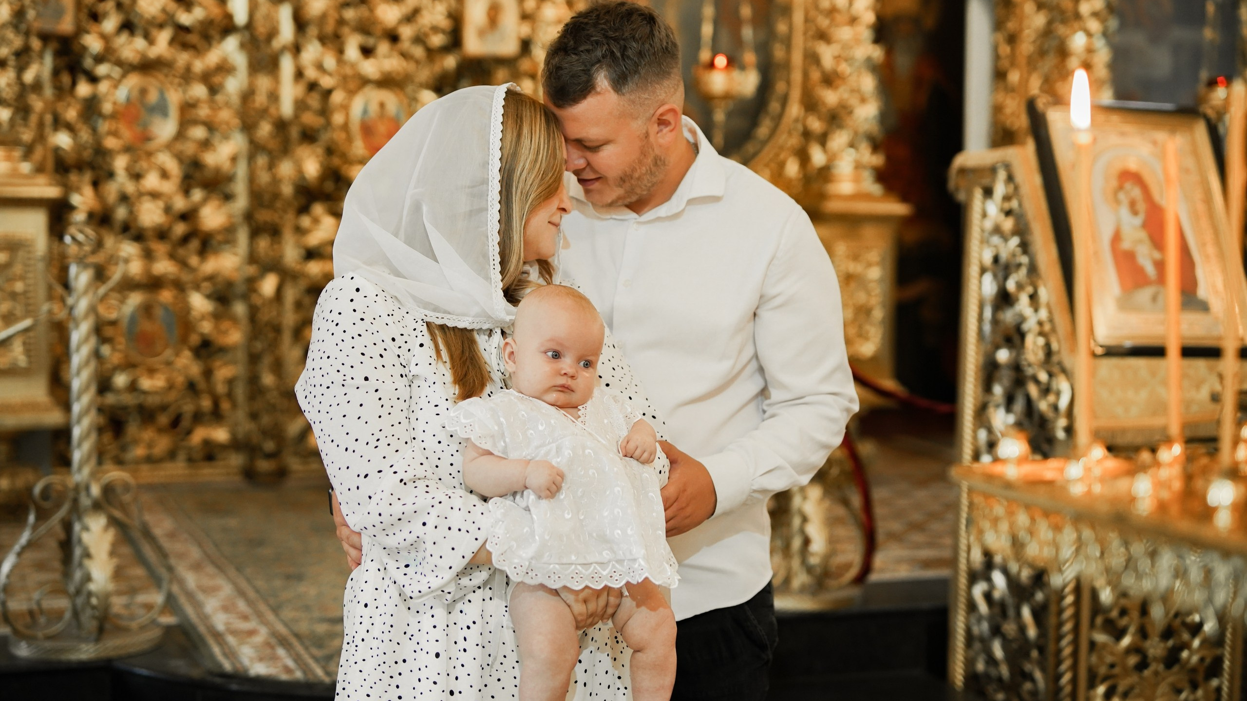 Крещение. Рождественская церковь (Нижний Новгород). Фотограф на крещение и венчание в Нижнем Новгороде.Свадебный Фотограф