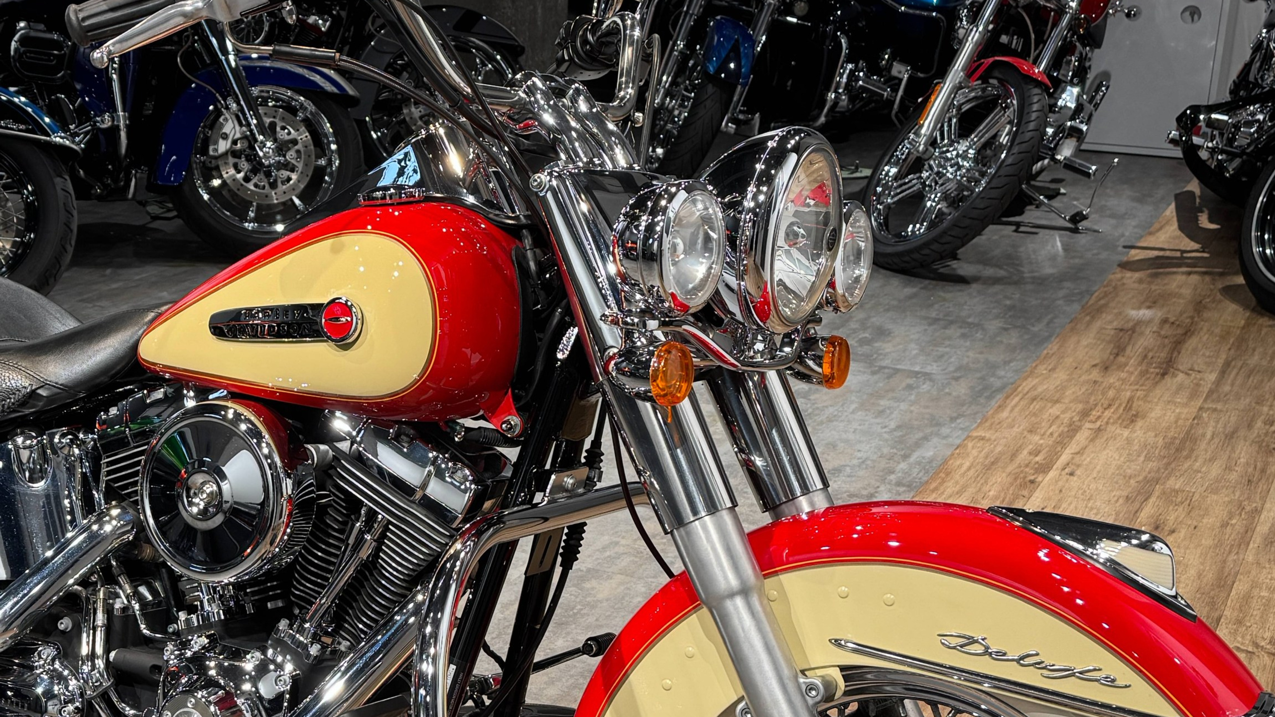 Harley Davidson Deluxe Orange Sand (Touring)— купить мотоцикл. Hello Davidson, Москва. Только хорошие мотоциклы…