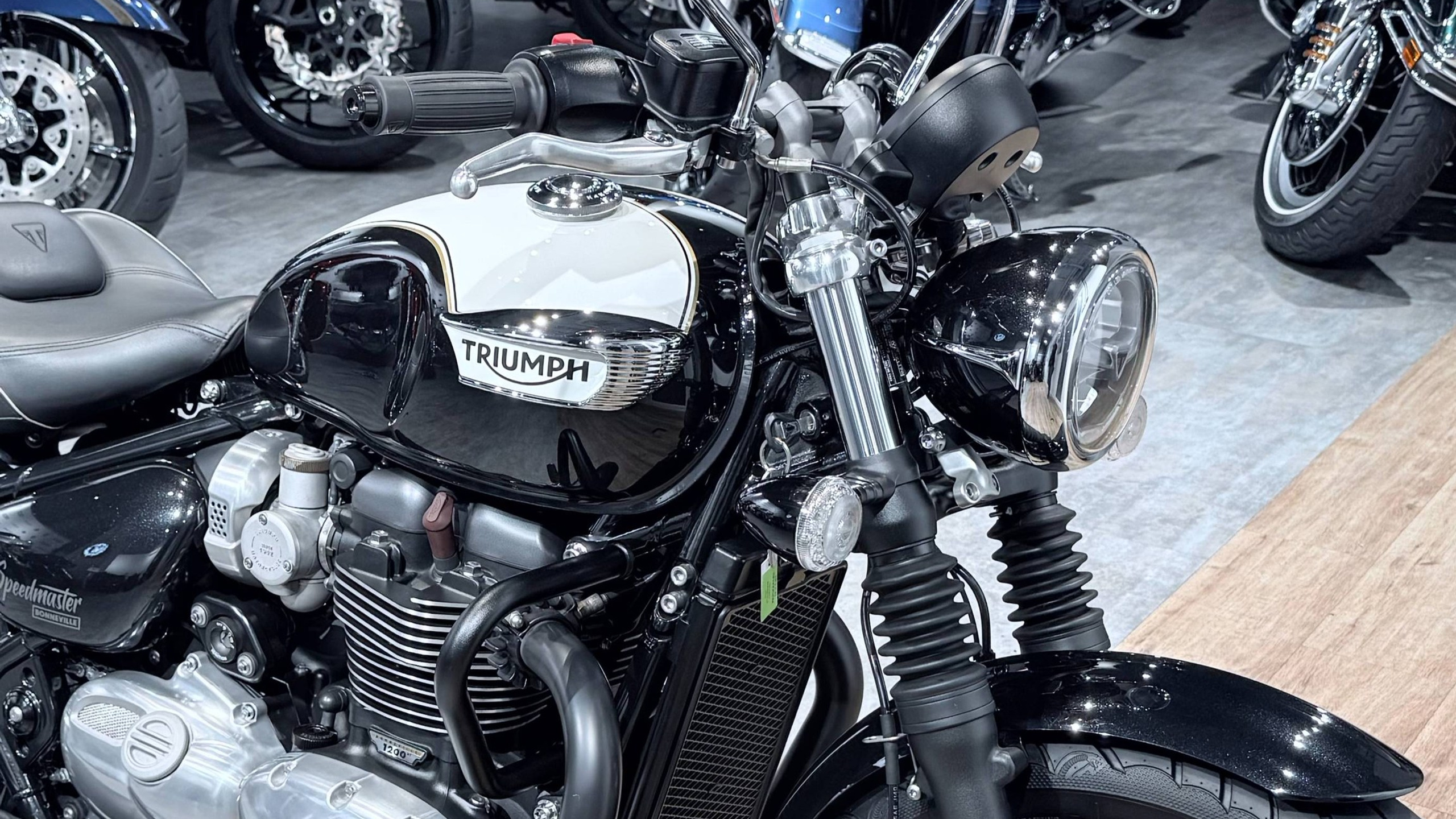 2019 Bonneville Speedmaster Bobber. Hello Davidson, Москва. Только хорошие мотоциклы…
