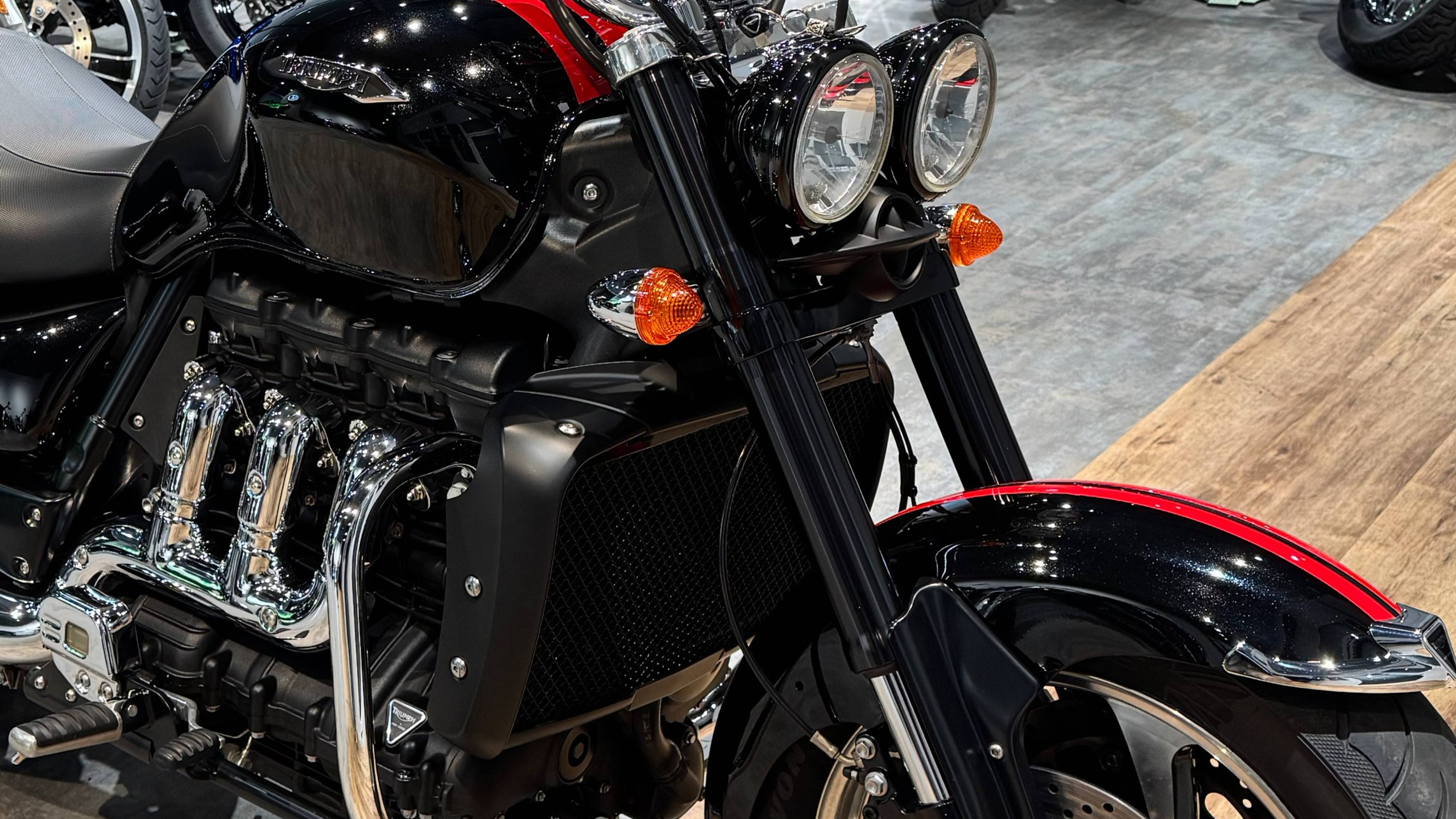 Harley Davidson 2017 Rocket III Roadster — купить мотоцикл. Hello Davidson, Москва. Только хорошие мотоциклы…