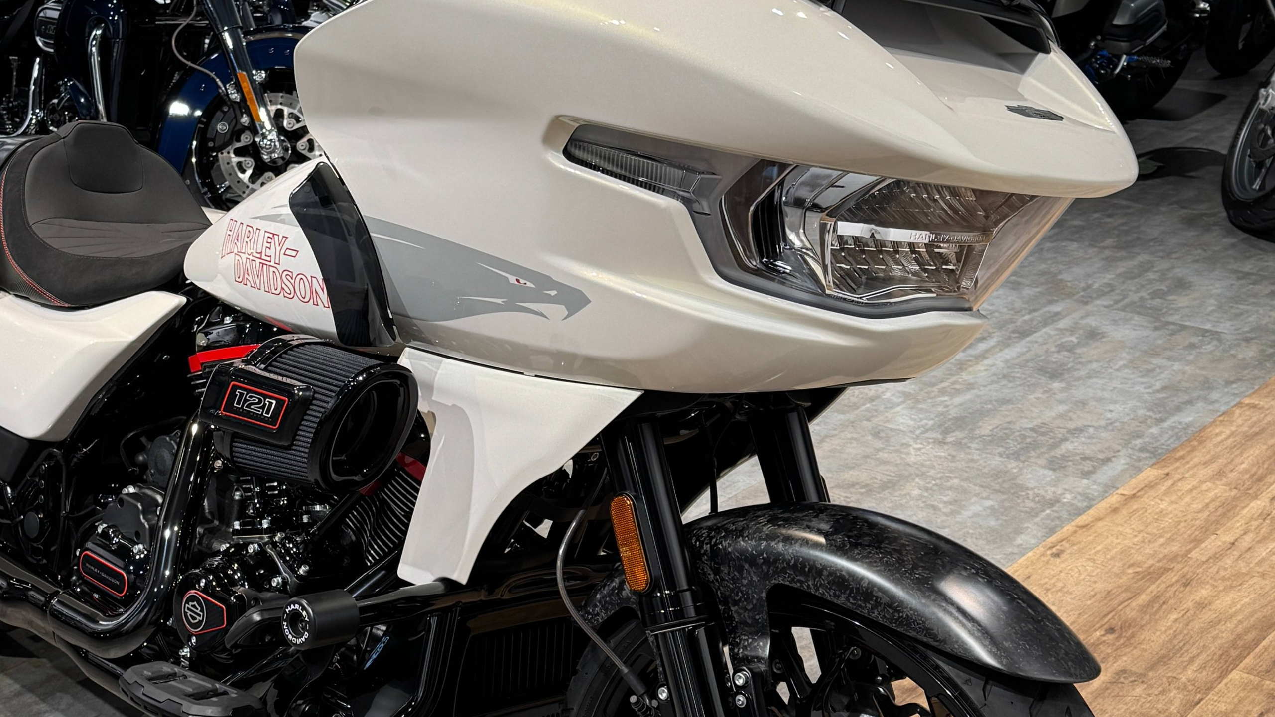 Мотоциклы Harley-Davidson 2024 CVO Road Glide ST 121 (Touring)  — купить мотоцикл. Hello Davidson, Москва. Только хорошие мотоциклы…