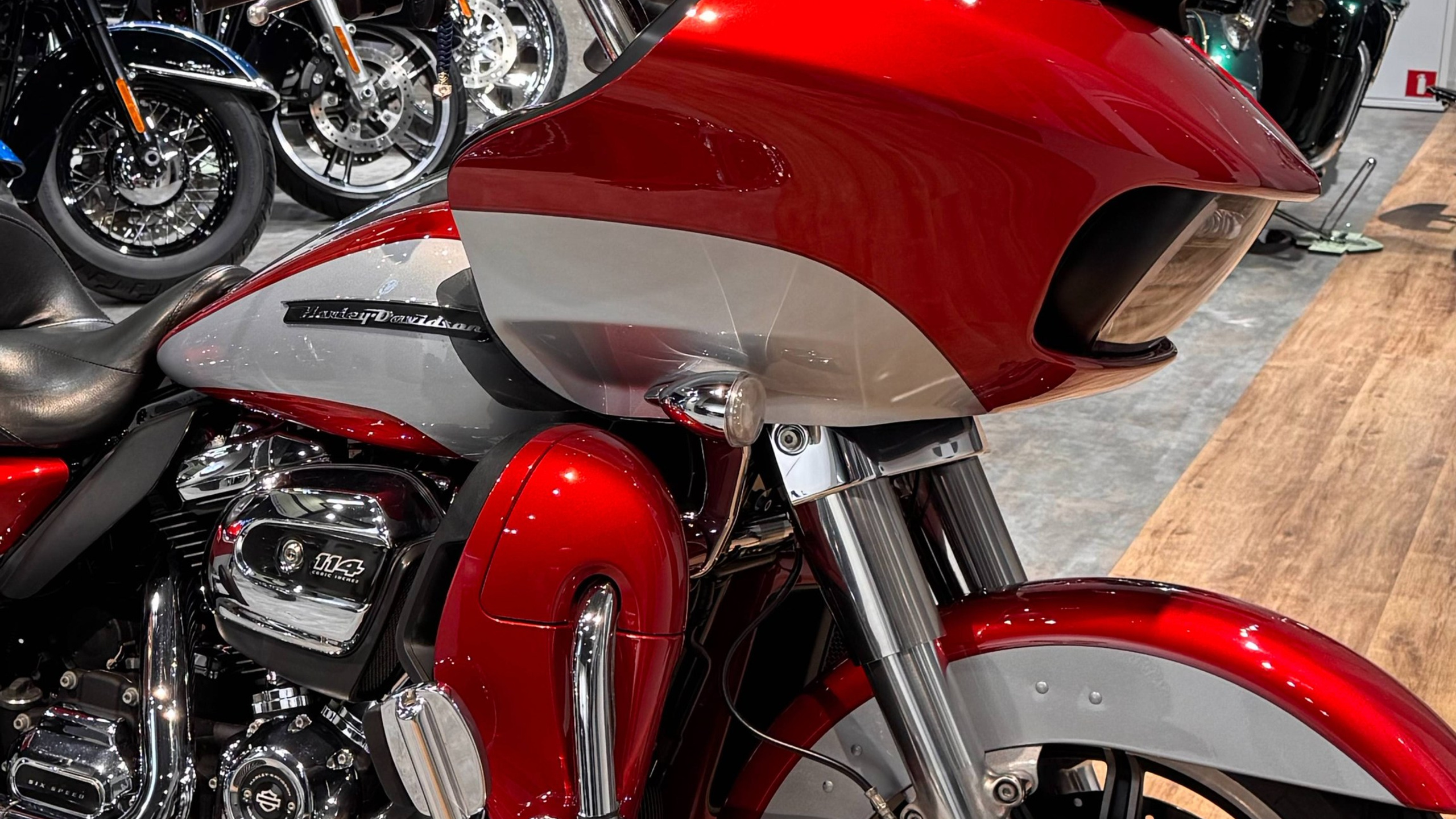 Harley Davidson 2019 Road Glide Ultra (Touring) — купить мотоцикл. Hello Davidson, Москва. Только хорошие мотоциклы…