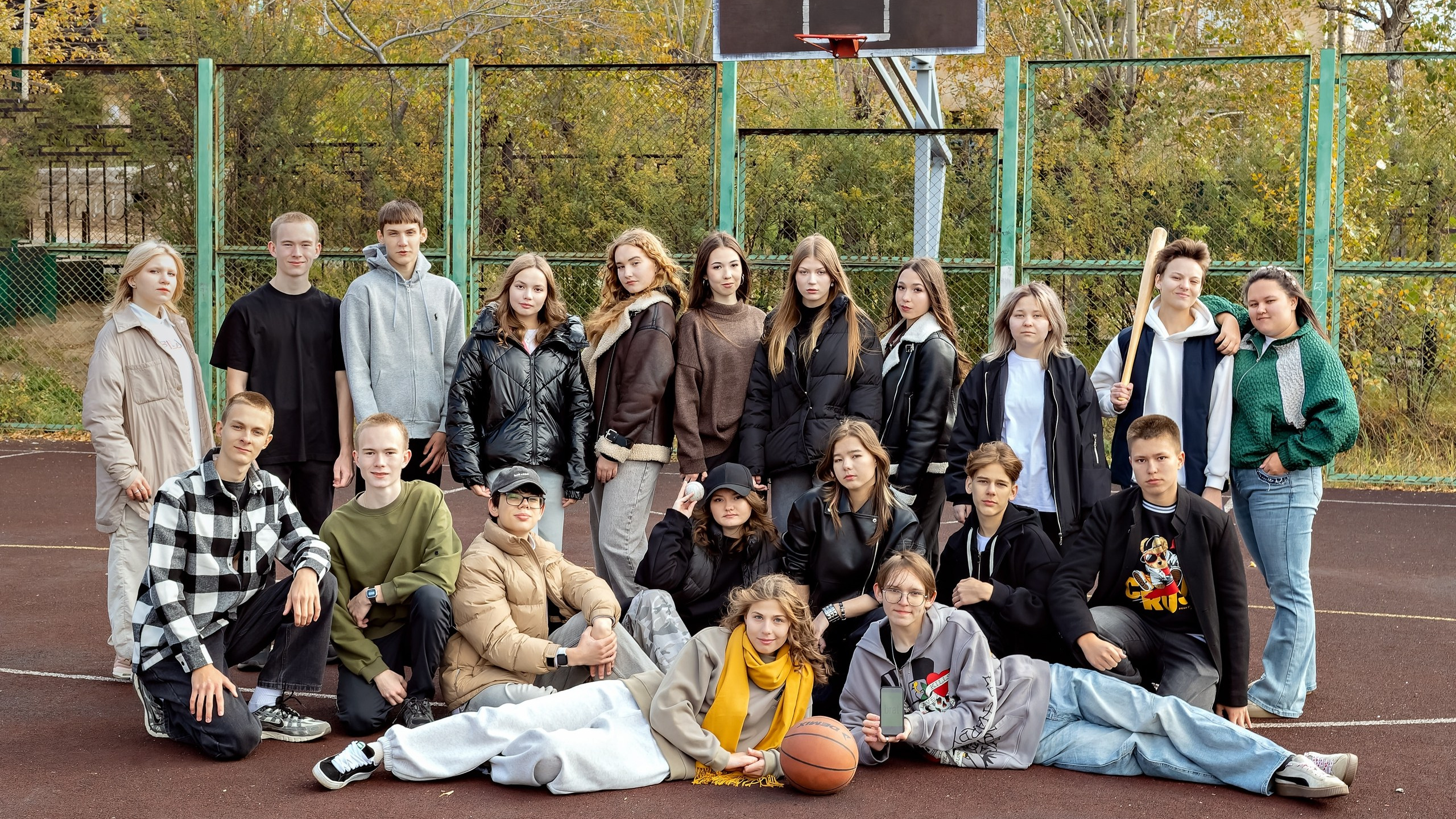 <title> Выпускной альбом Чита, Школа Чита, детский сад Чита,живоефото. Фотограф Григорьева Ольга. Портретная, семейная съёмка, Love Stori, видеосъёмка в городе Чита. Выпускные альбомы, фотокниги