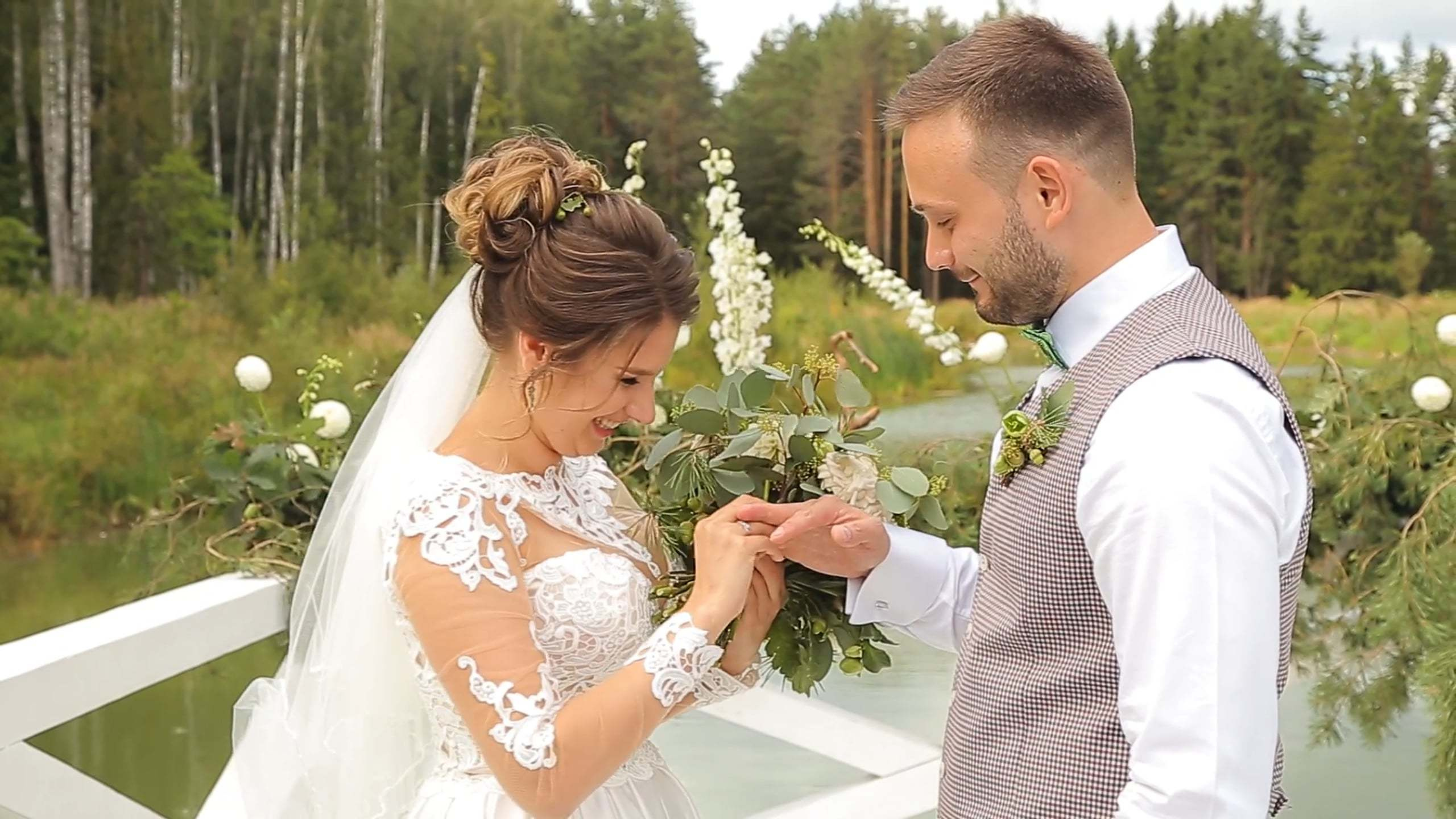 Свадебные клипы. Видеосъемка свадеб. Видеооператор на свадьбу в Москве