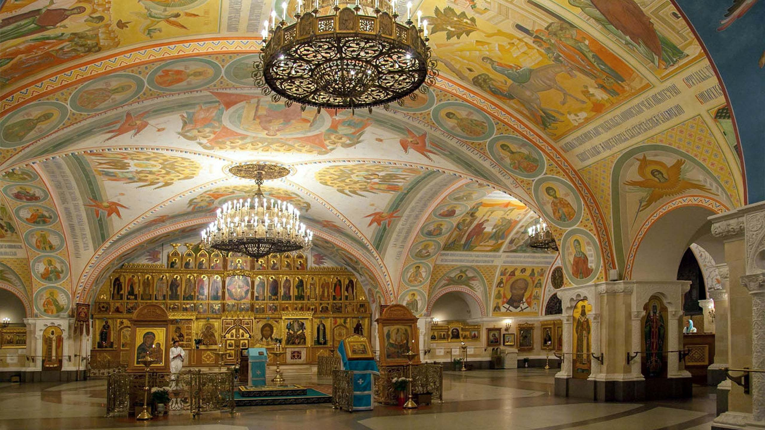 Крещение ребенка. Детская съемка в Белгороде