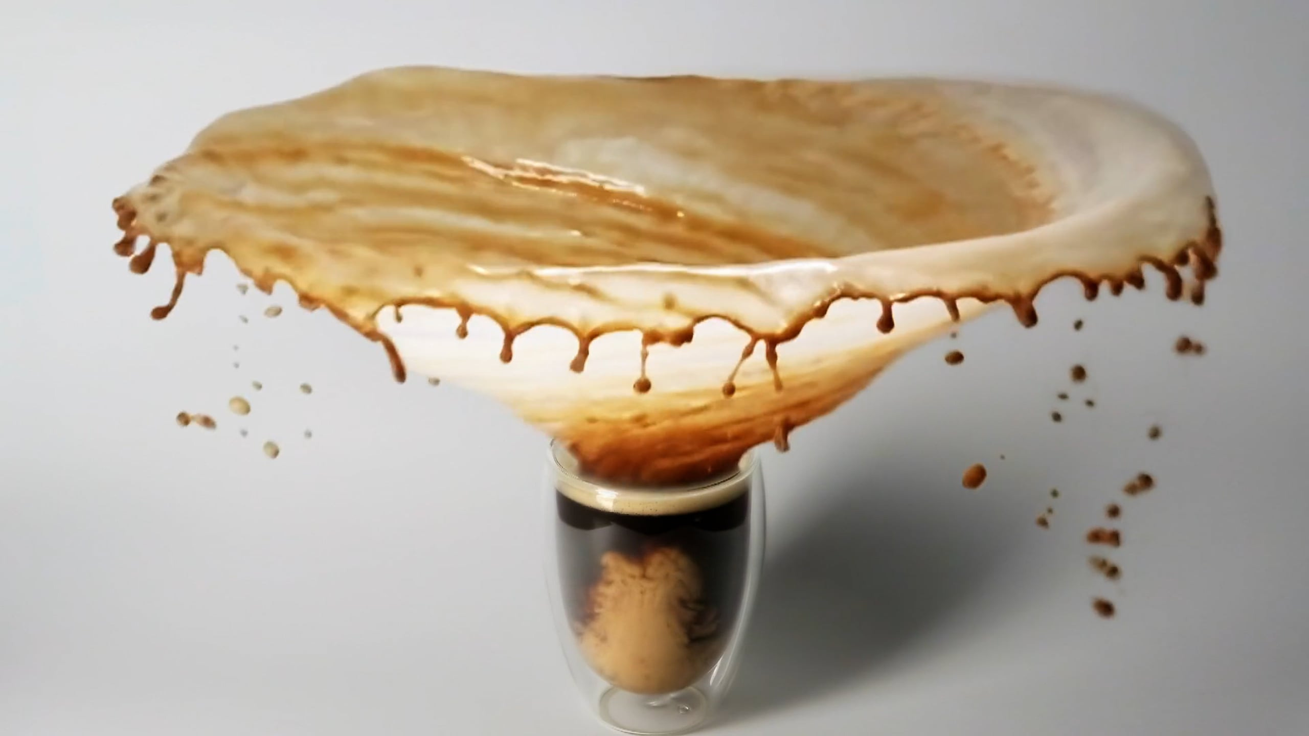 Neskafe. Рекламная фото и видео съёмка в Екатеринбурге