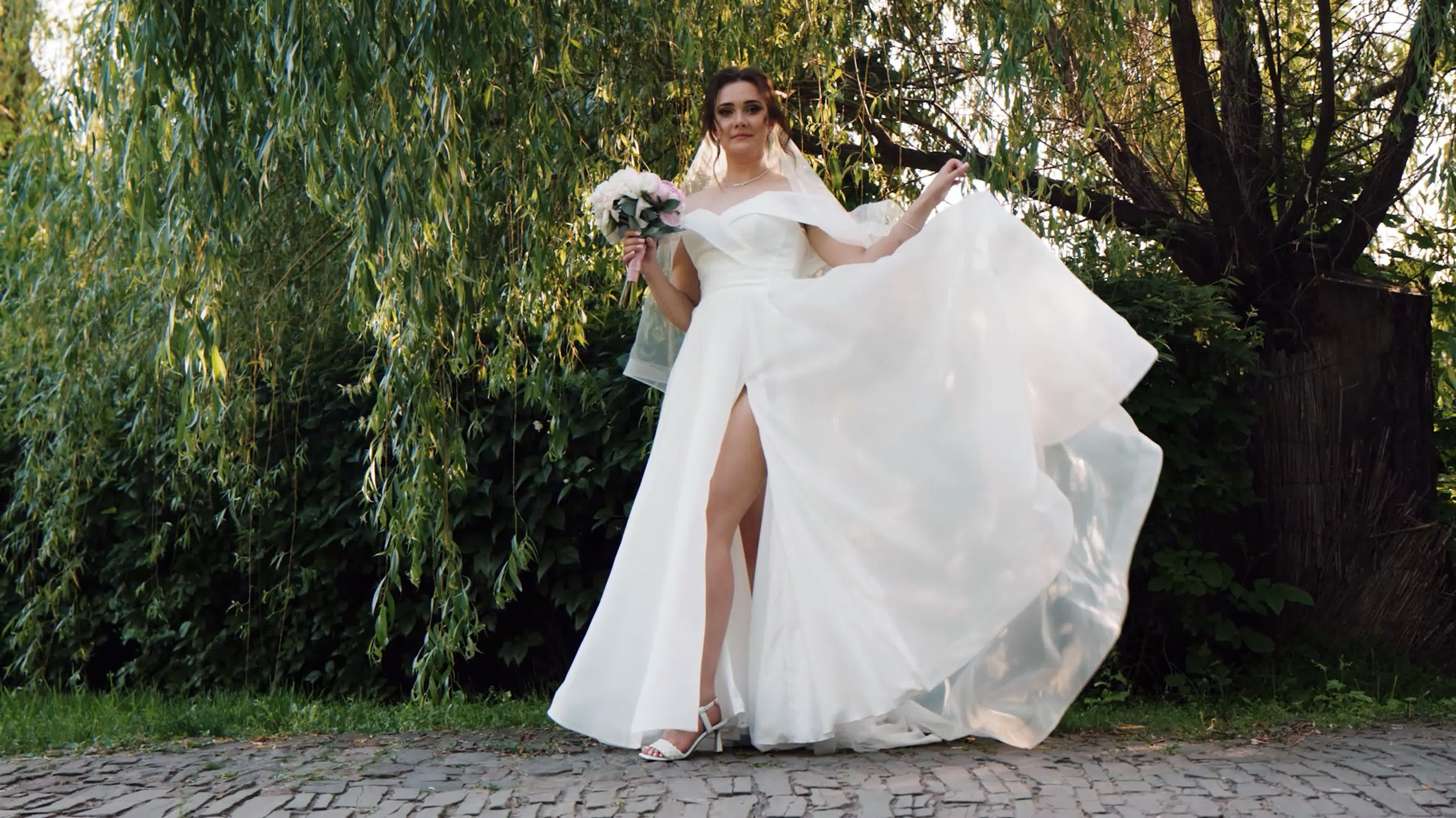 Свадебный клип. Свадебное видео. Свадебный фильм. Видеосъемка, видеограф в Донецке Николай Хоришко