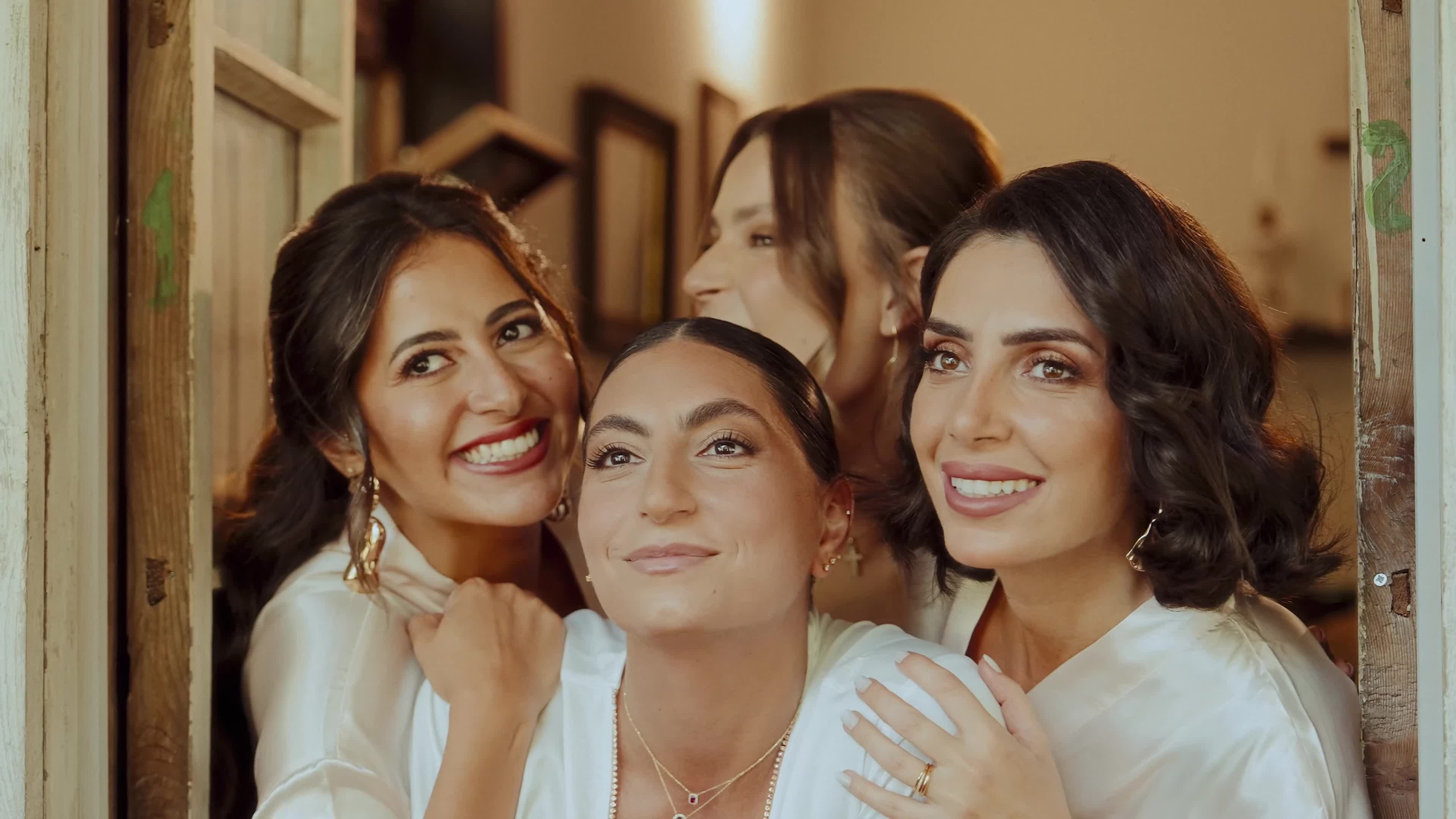 Видеограф на свадьбу. Видеограф Антон Чайный. Свадебные ромкомы с пасхалками