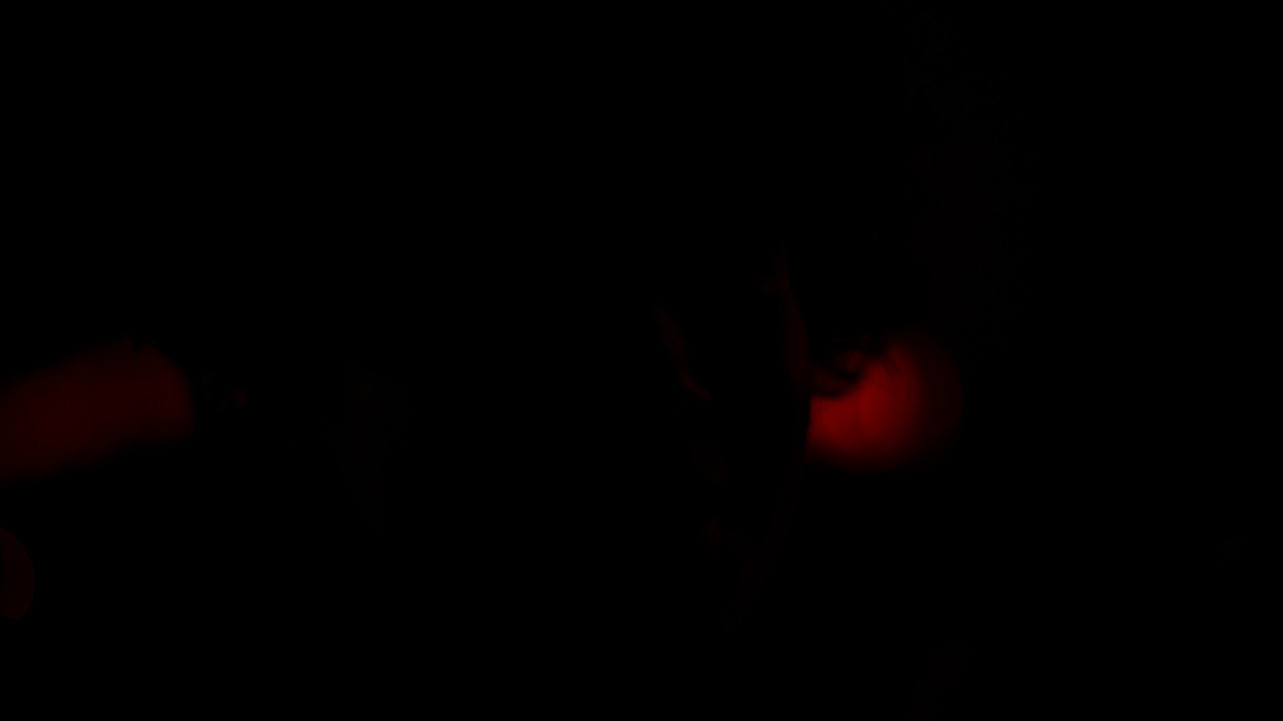 мирил нас пустой вокзал