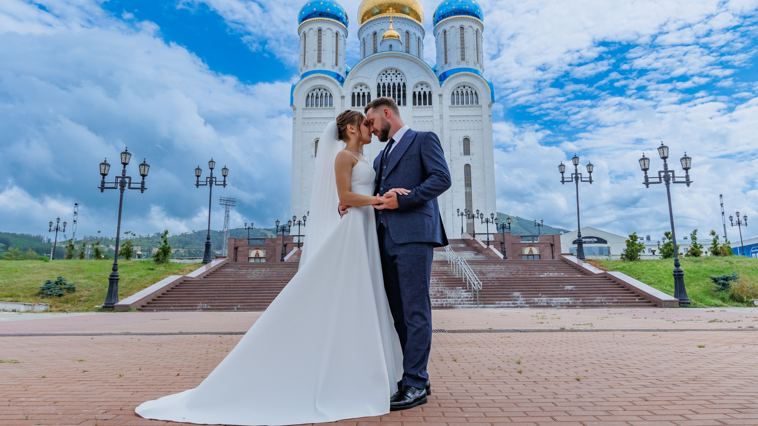 Виктор и Алла