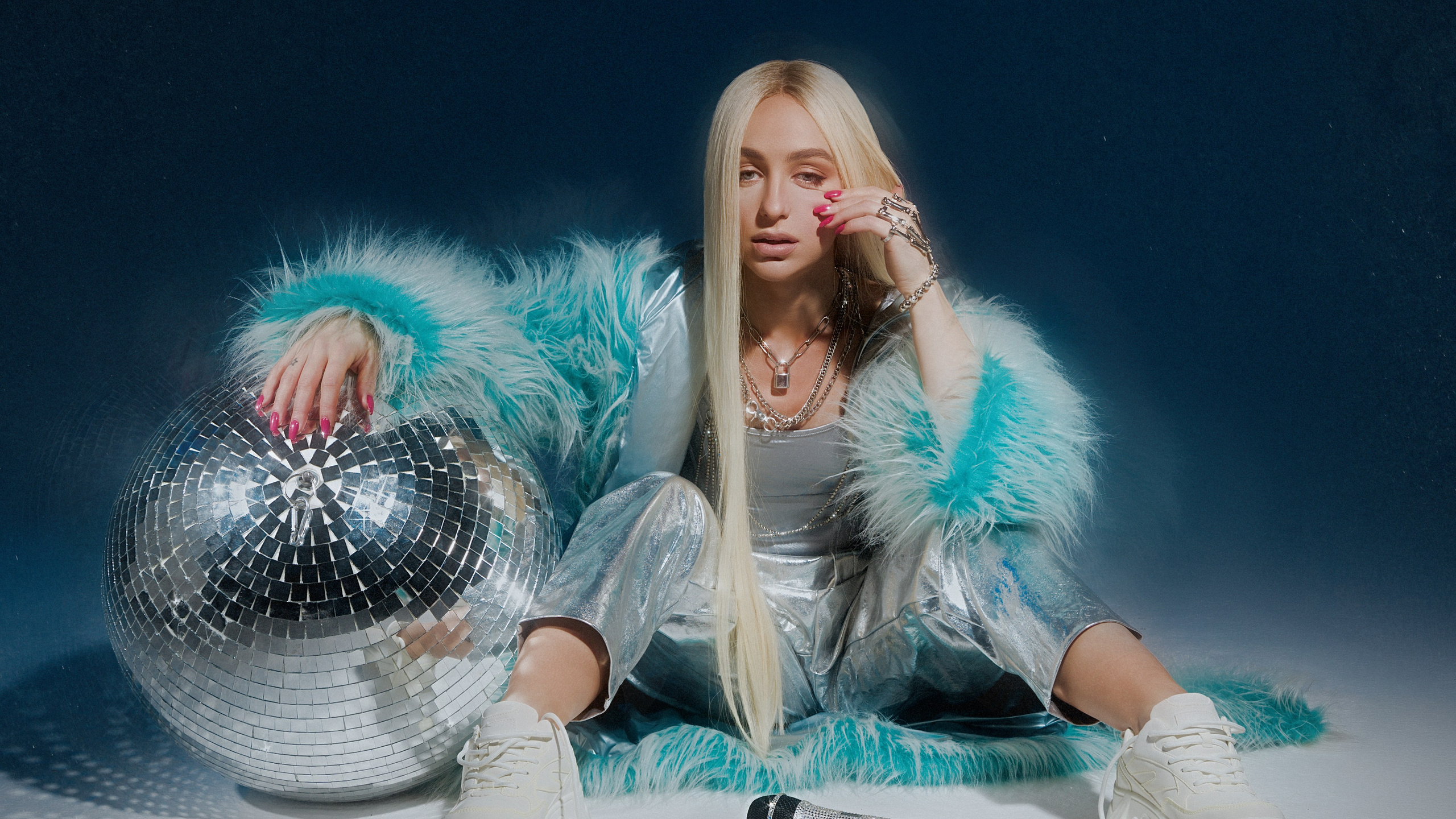 Мари Краймбрери «Нас узнает весь мир»