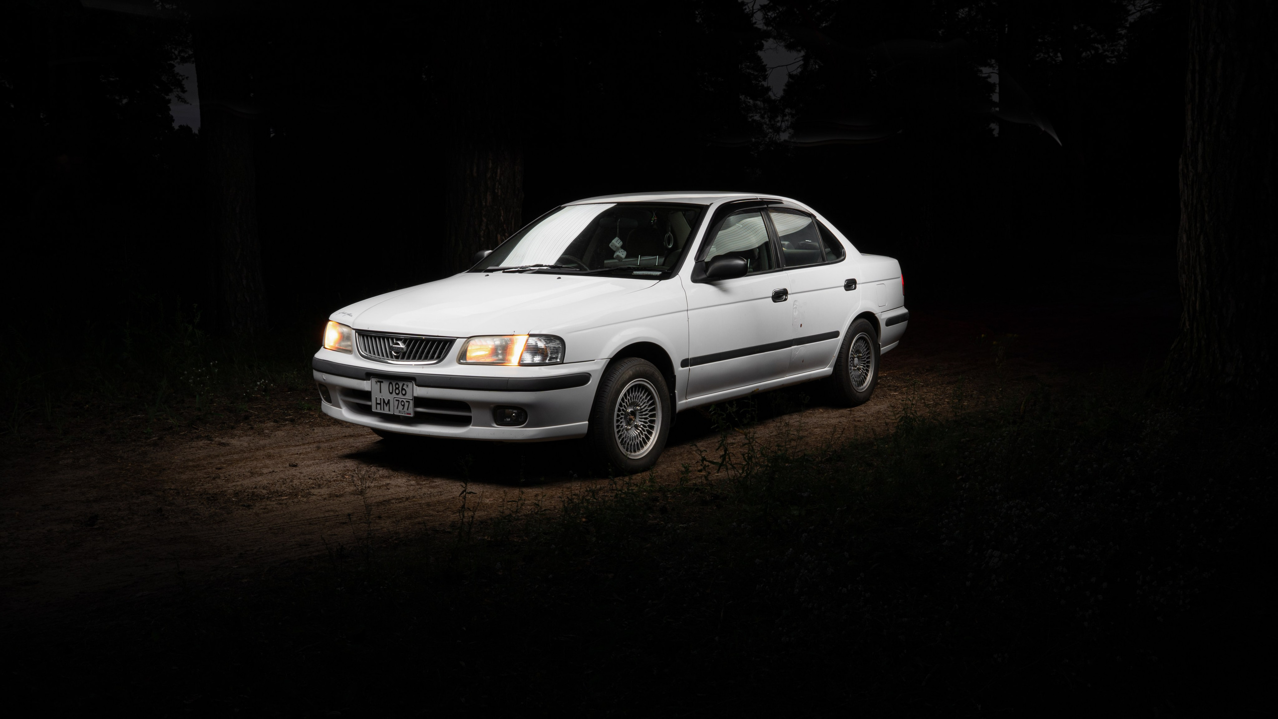 Nissan Sunny B15