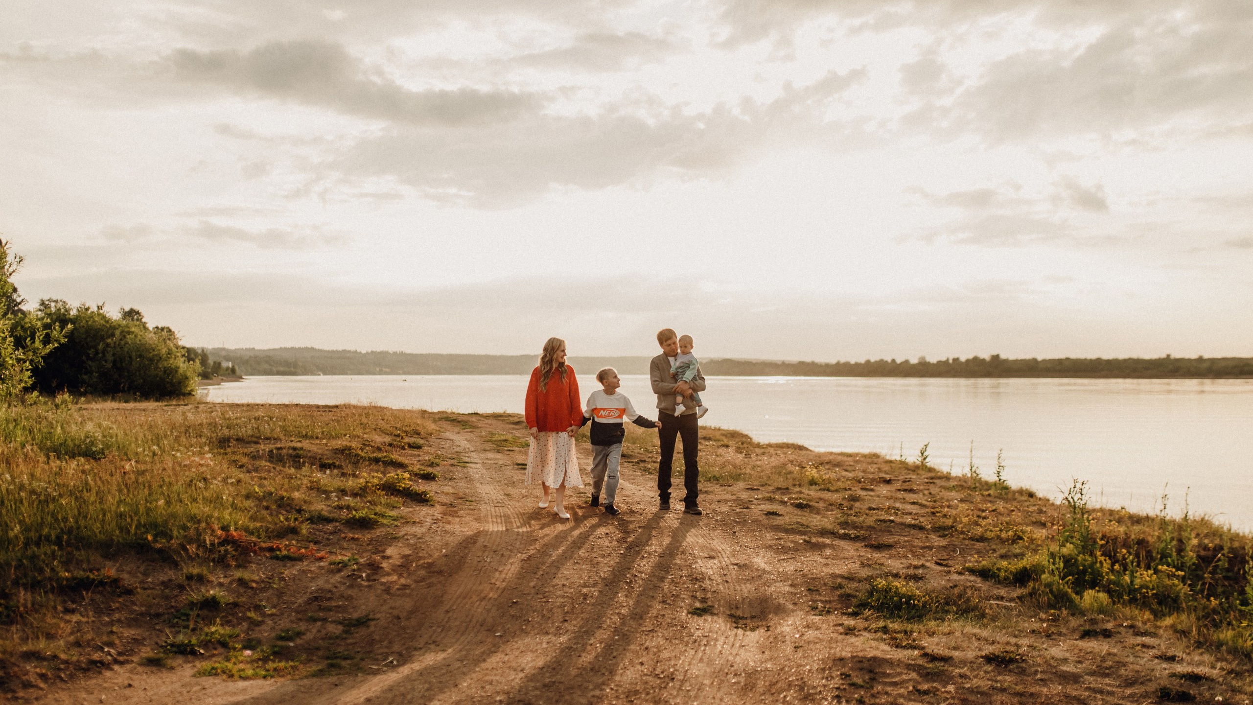 Лена, Женя, Мирон, Ян