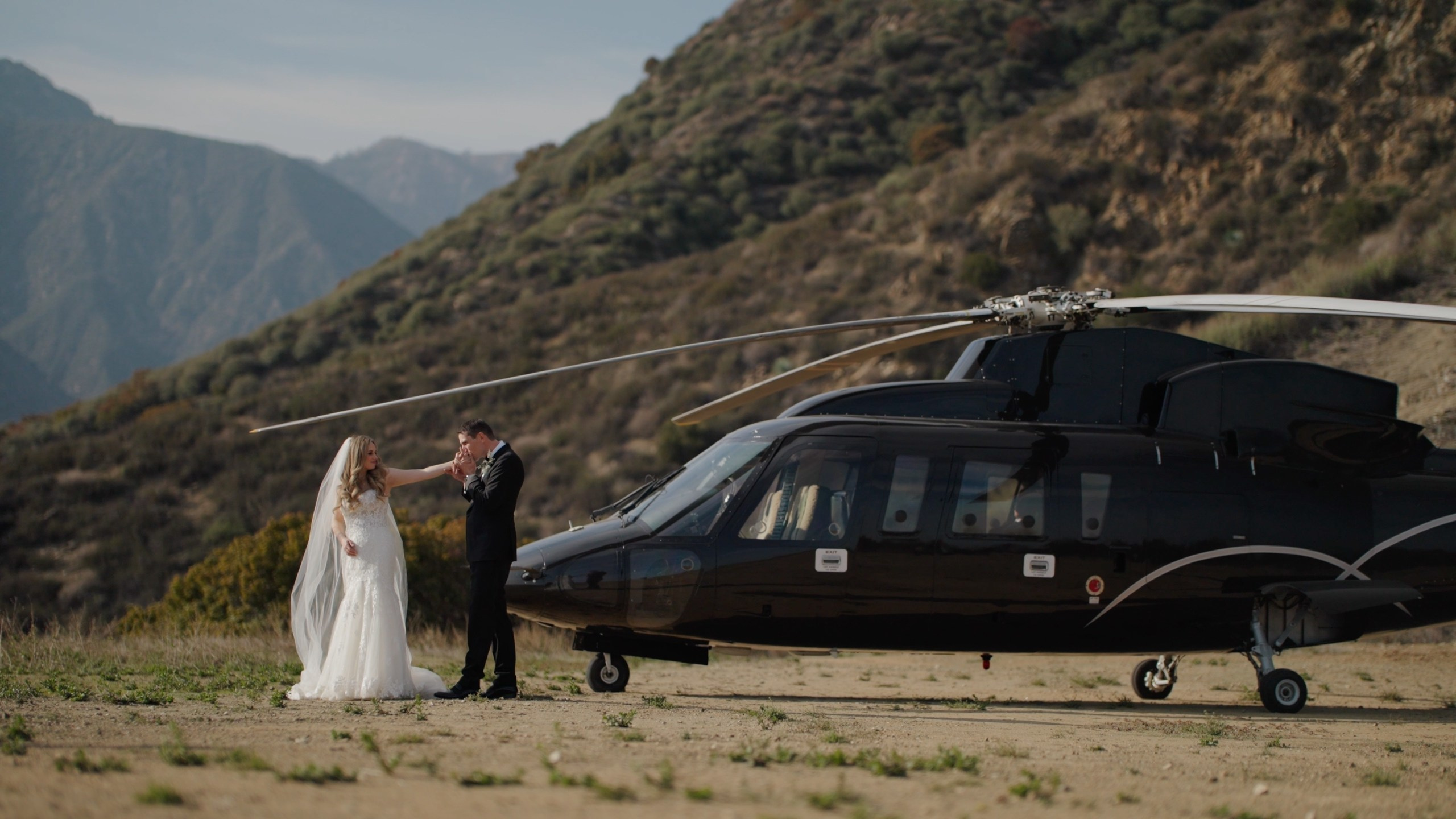 Видео. Олег и Мария Ивановы фотограф и видеограф в Пскове Санкт - Петербурге