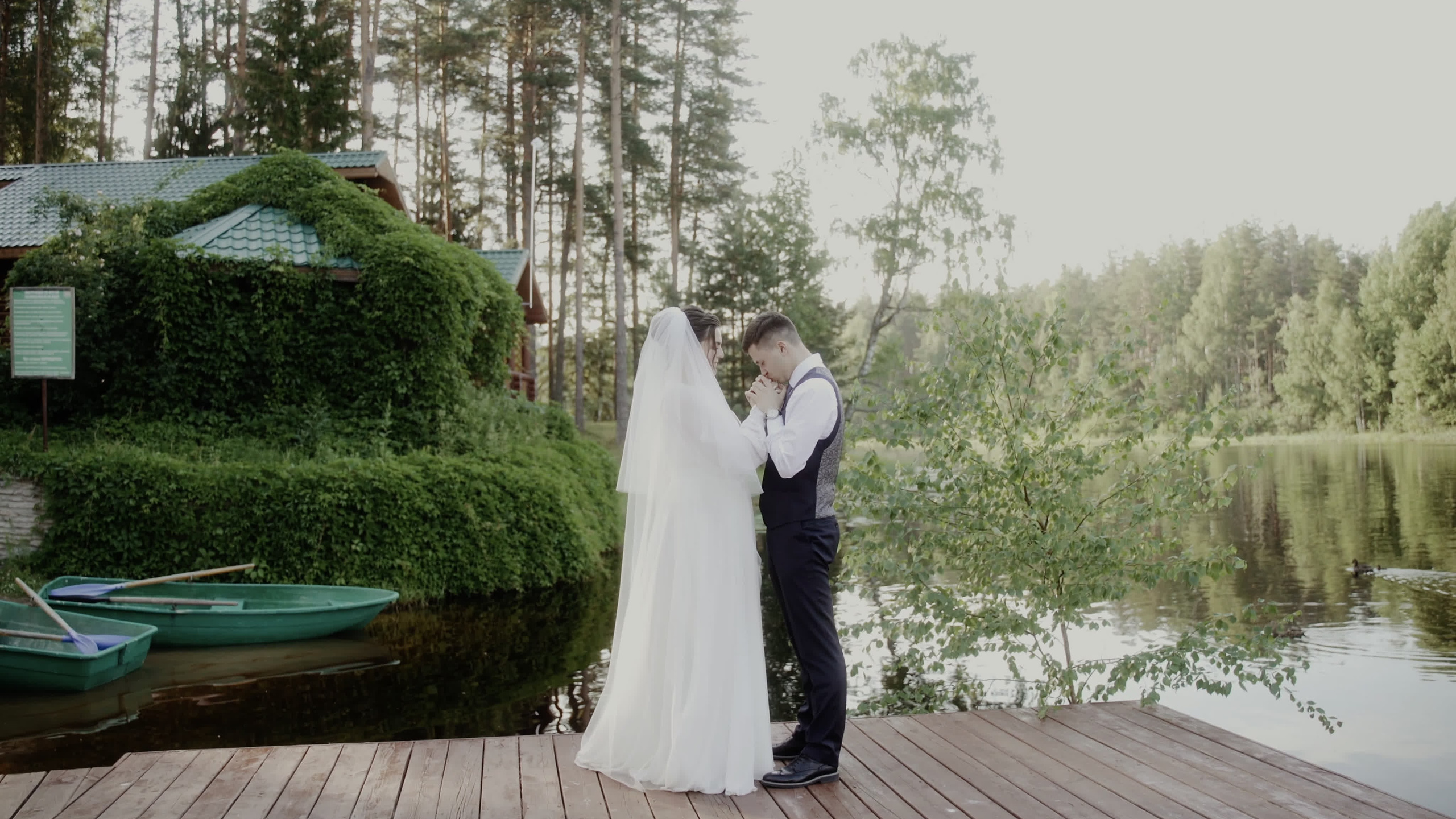 Видео. Олег и Мария Ивановы фотограф и видеограф в Пскове Санкт - Петербурге