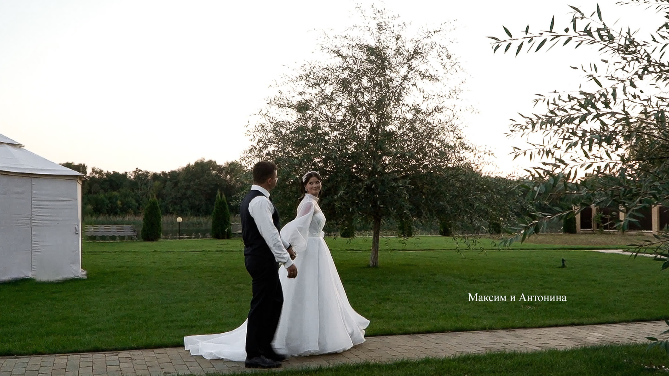 Свадебный видеограф в Ростове, видеограф Москва, видеограф Краснодар, видеограф Сочи. Свадебный фотограф и видеограф в Ростове-на-Дону. Максим и Наталья Лебедевы