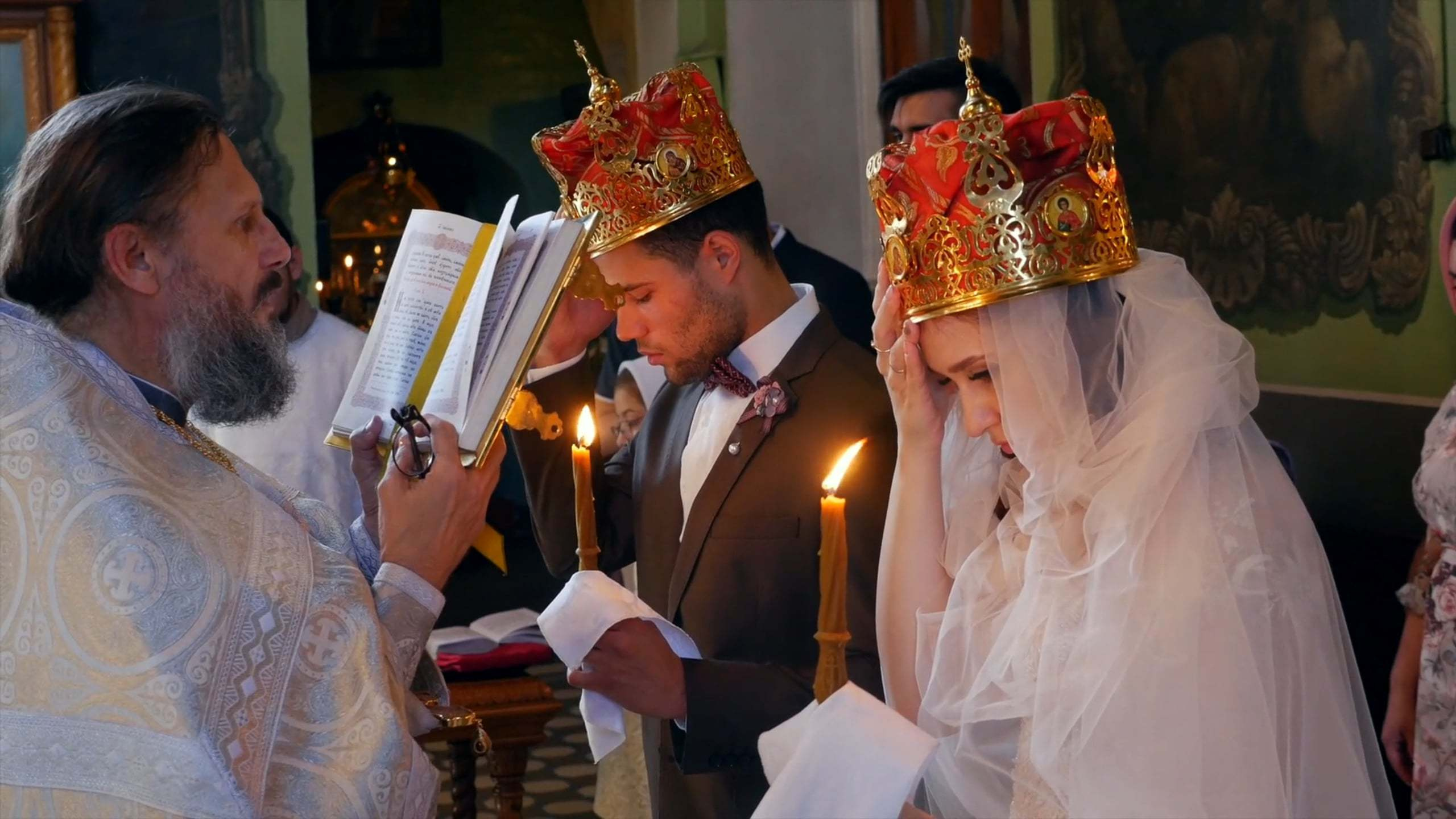 Венчание. Видеограф и фотограф на свадьбу в Москве