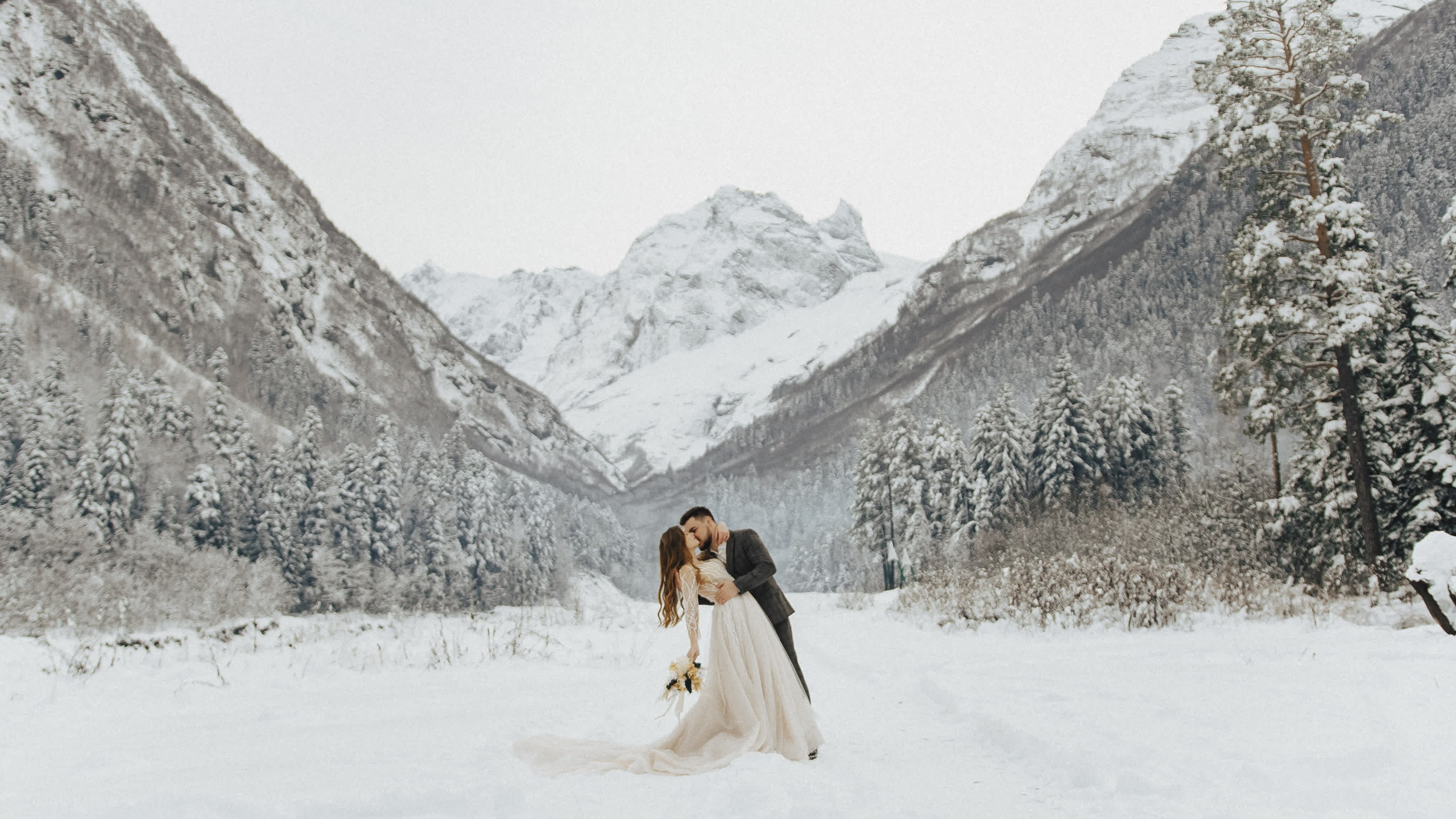 ROMAN & ALINA | DOMBAY. Фотограф Настя Конник | Пятигорск | Эльбрус | Домбай | Архыз