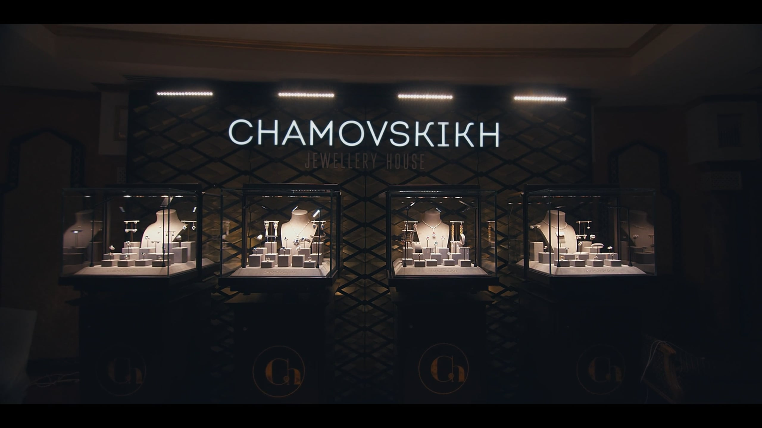 Event Photographer & Videographer in Dubai | Фотограф и видеограф в Дубае. Just production