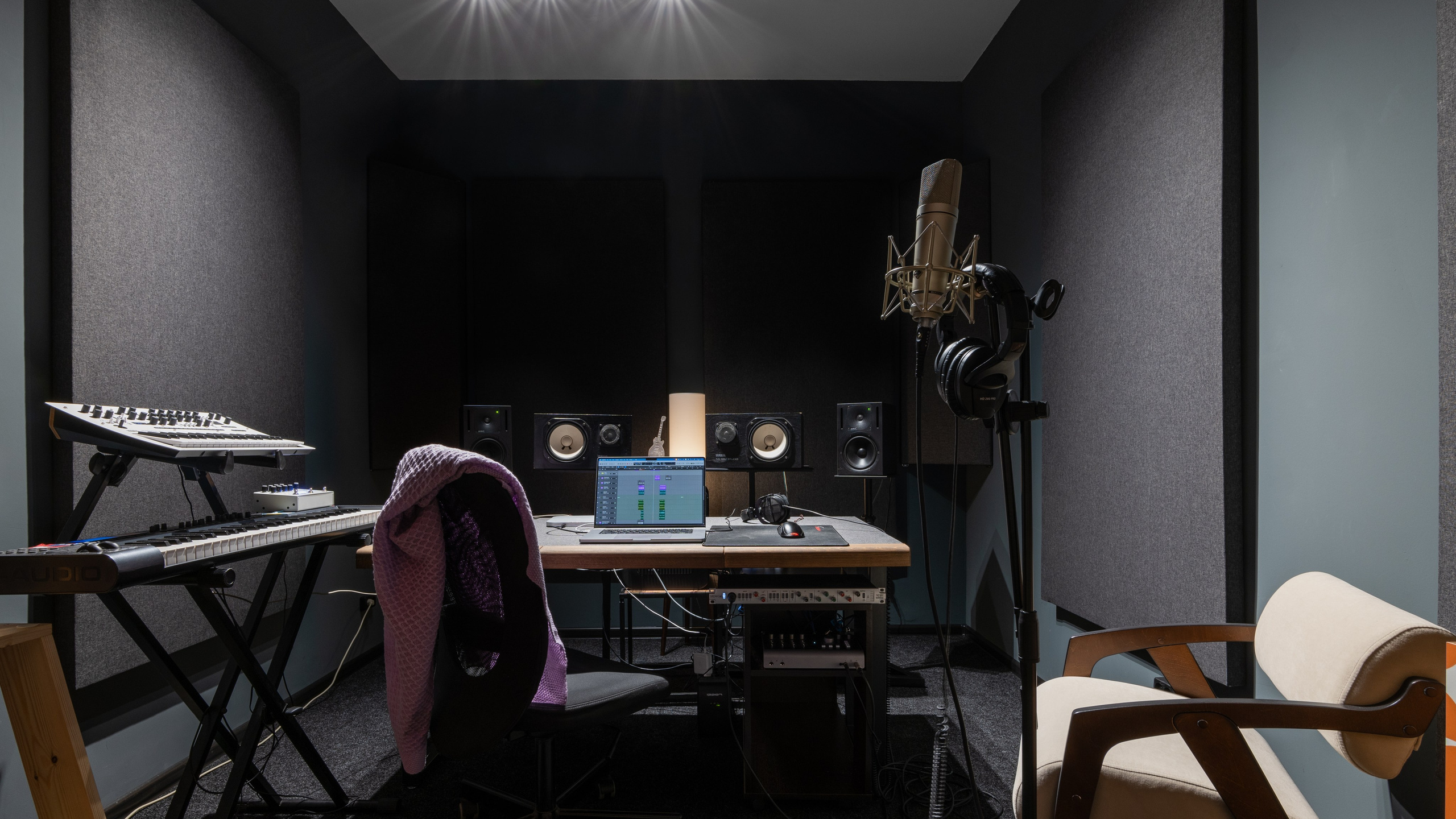 Студия звукозаписи. Интерьерный и архитектурный фотограф и видеограф в Москве