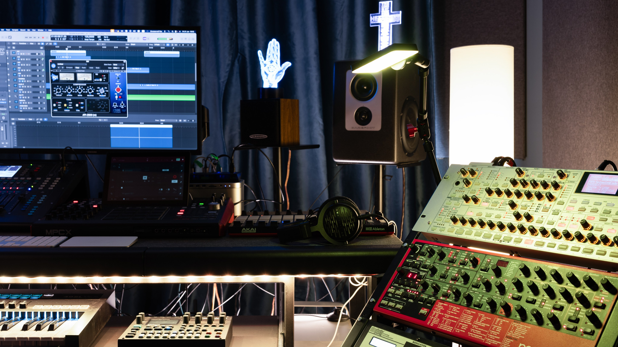 Студия звукозаписи. Интерьерный и архитектурный фотограф и видеограф в Москве