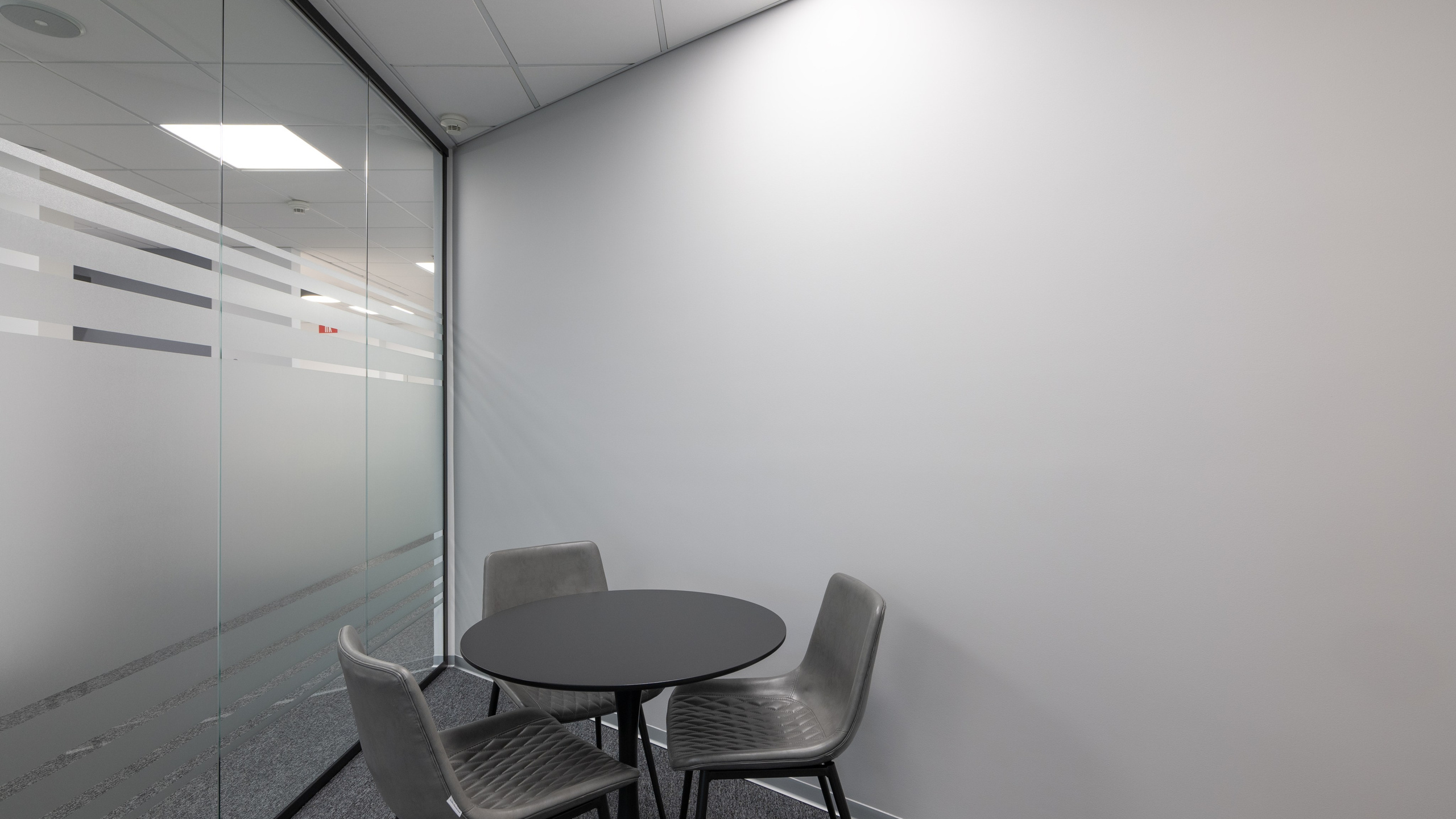 Фотосъемка офиса. Интерьерный и архитектурный фотограф и видеограф в Москве