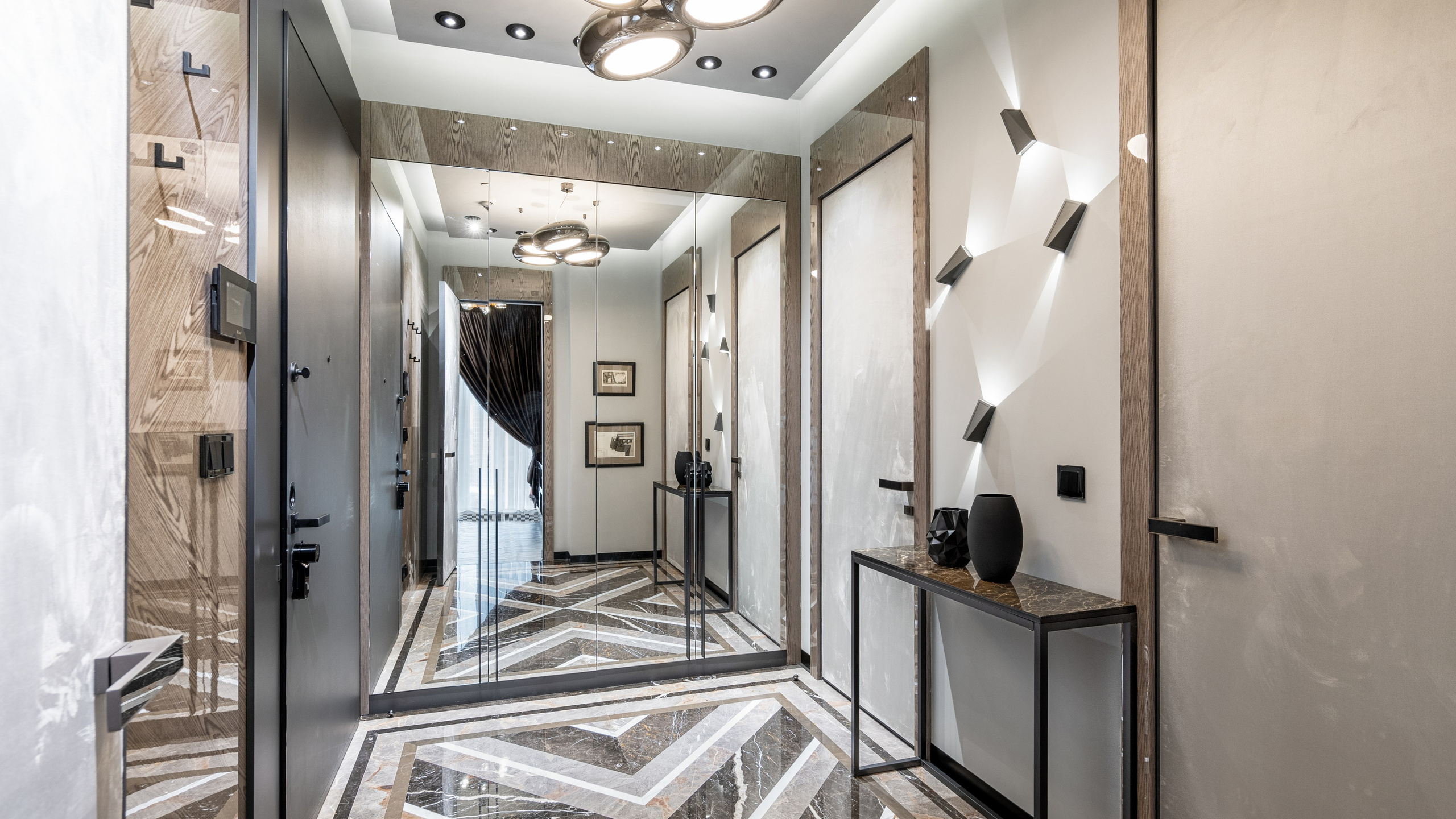 Neva Tower. Интерьерный и архитектурный фотограф и видеограф в Москве