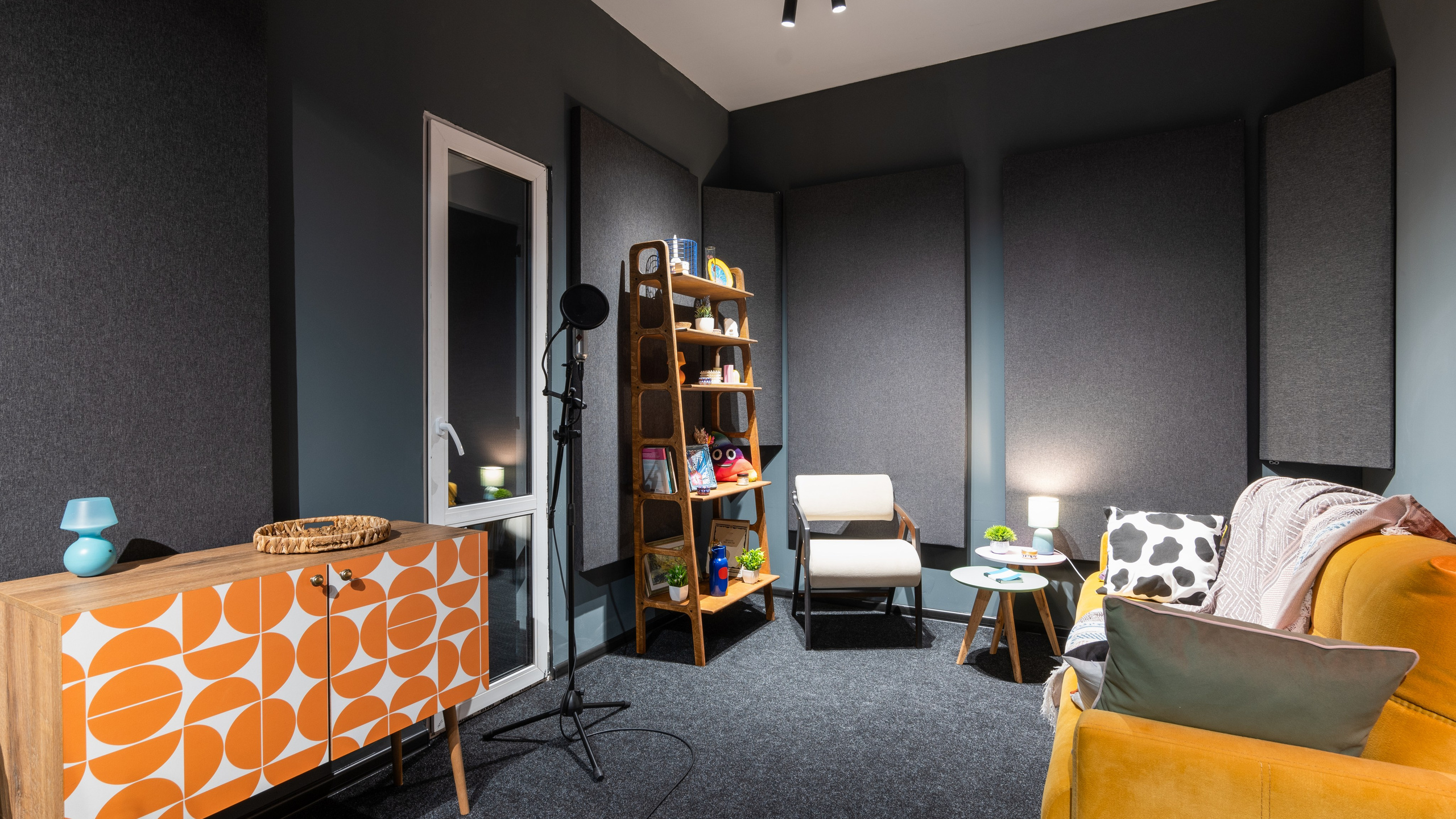 Студия звукозаписи. Интерьерный и архитектурный фотограф и видеограф в Москве