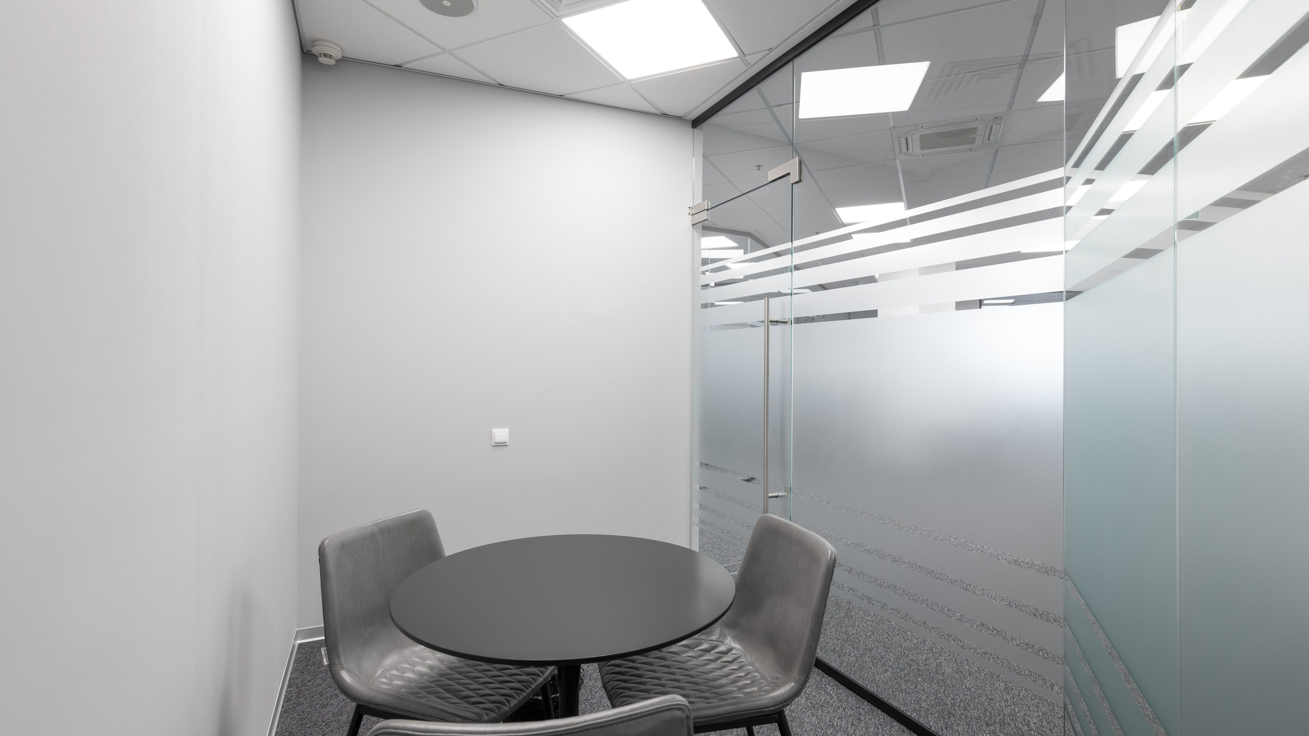 Фотосъемка офиса. Интерьерный и архитектурный фотограф и видеограф в Москве