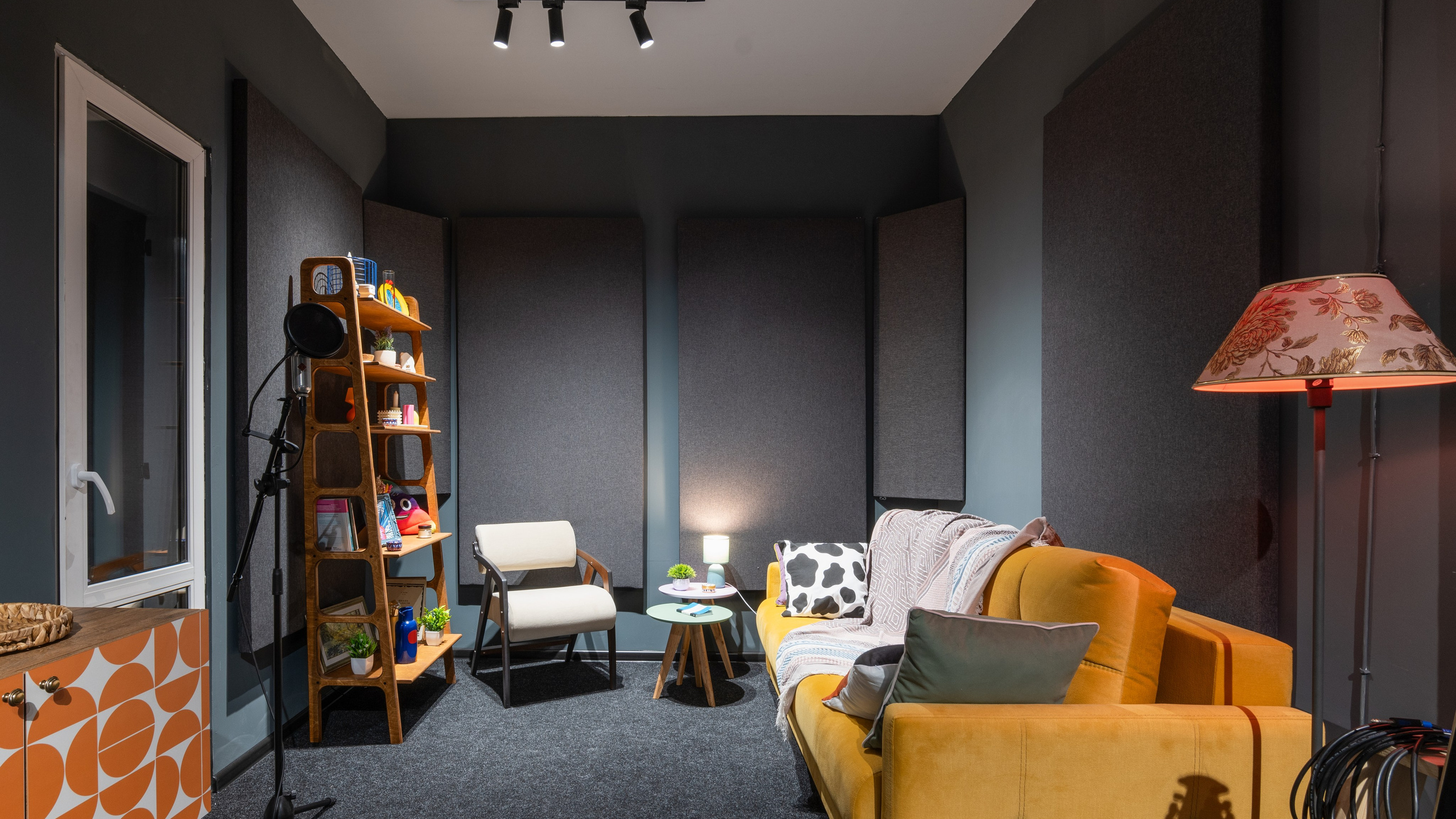 Студия звукозаписи. Интерьерный и архитектурный фотограф и видеограф в Москве