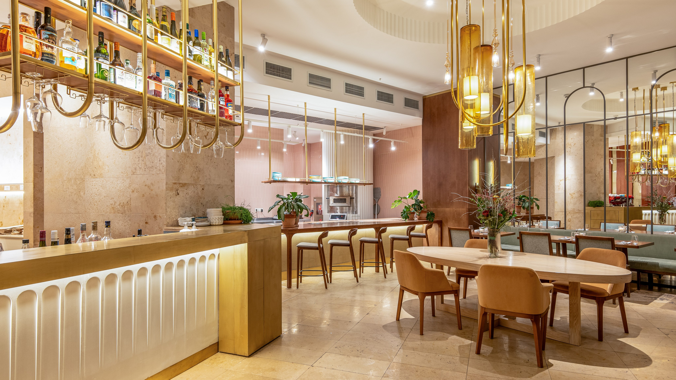 Рестораны. Интерьерный и архитектурный фотограф и видеограф в Москве